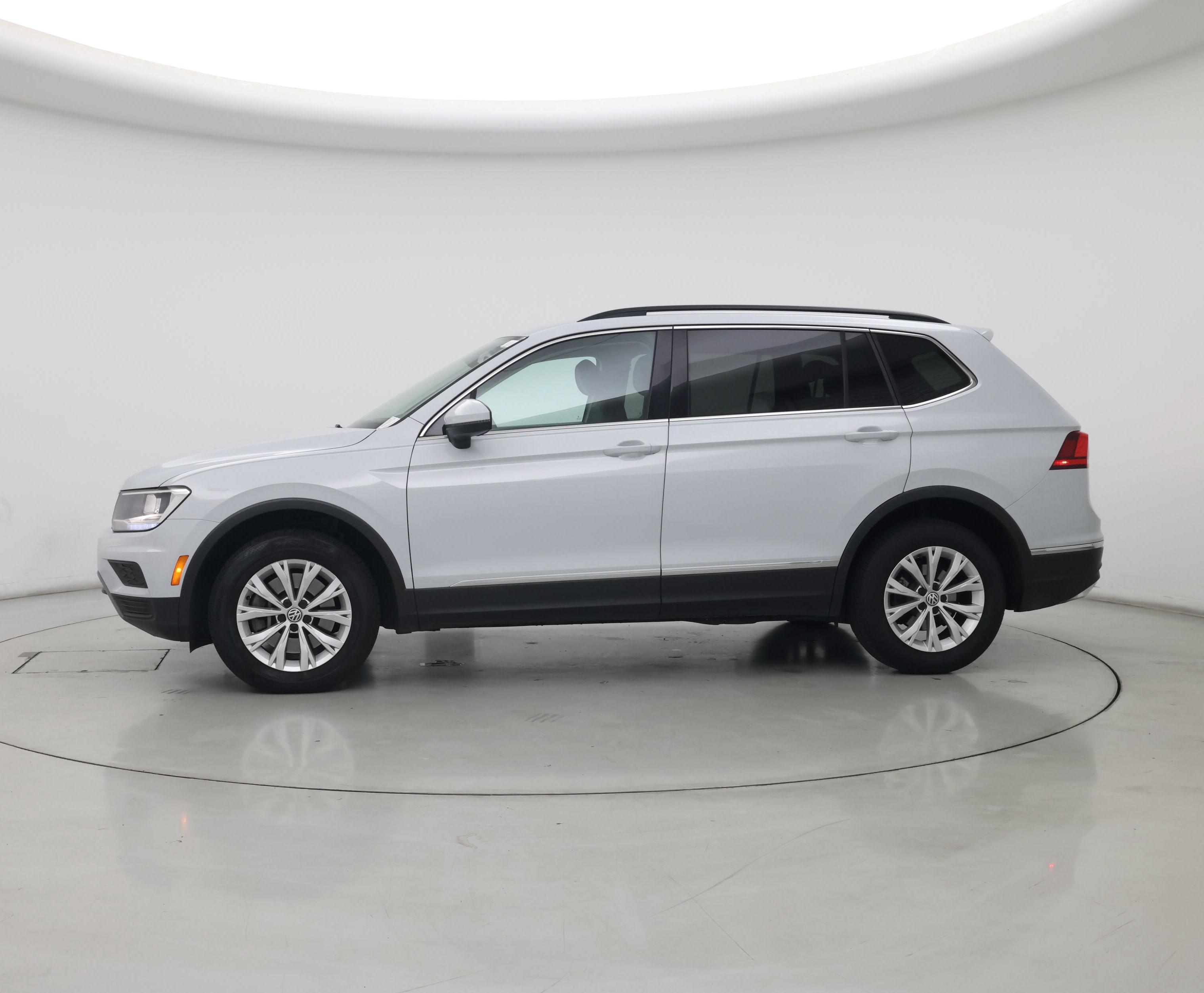 Thumbnail: 2018 Volkswagen Tiguan - 3