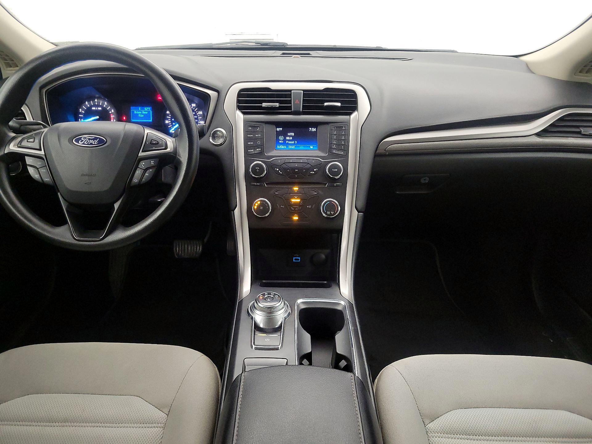 Thumbnail: 2017 Ford Fusion - 9
