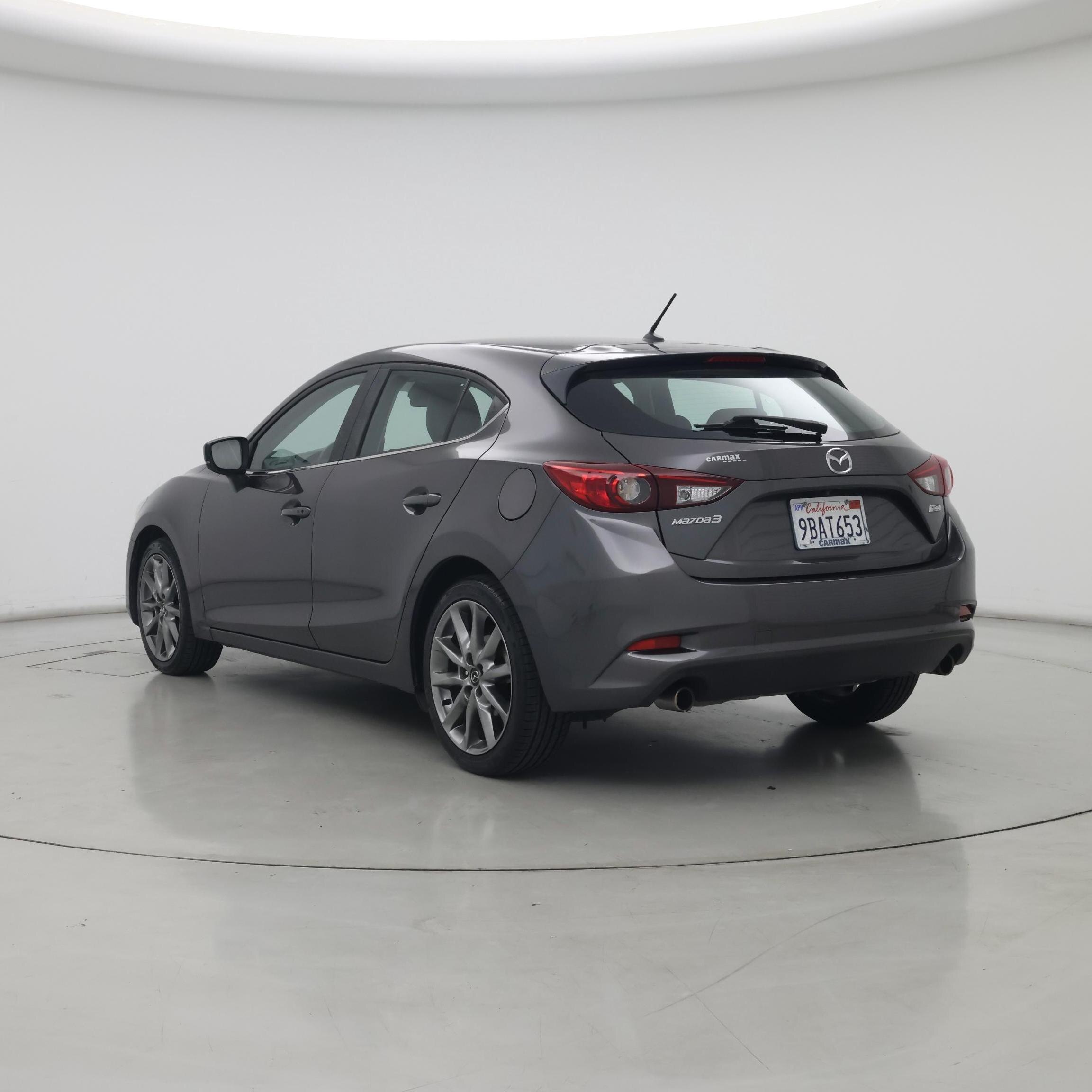 Thumbnail: 2018 Mazda Mazda3 - 2