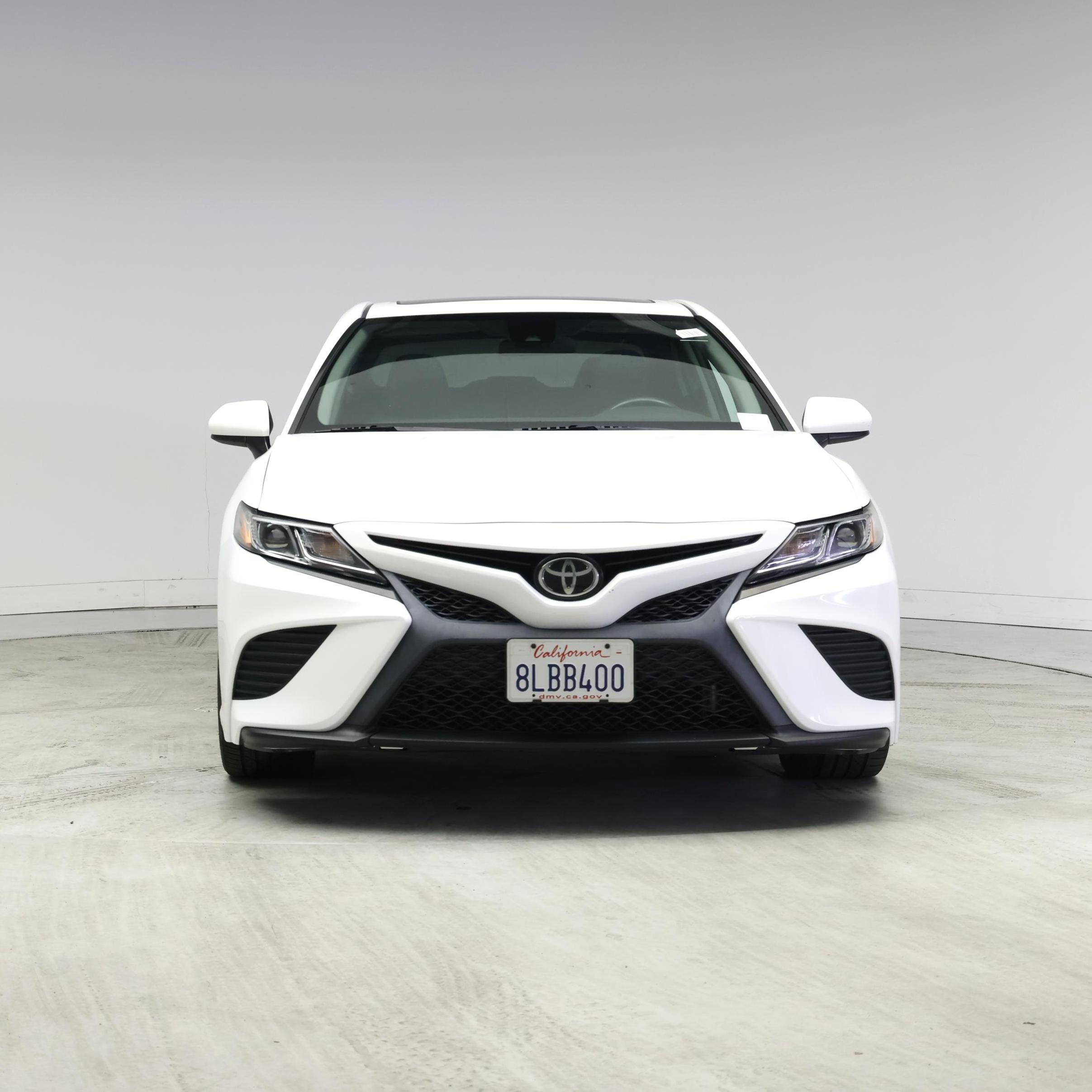 Thumbnail: 2019 Toyota Camry - 5