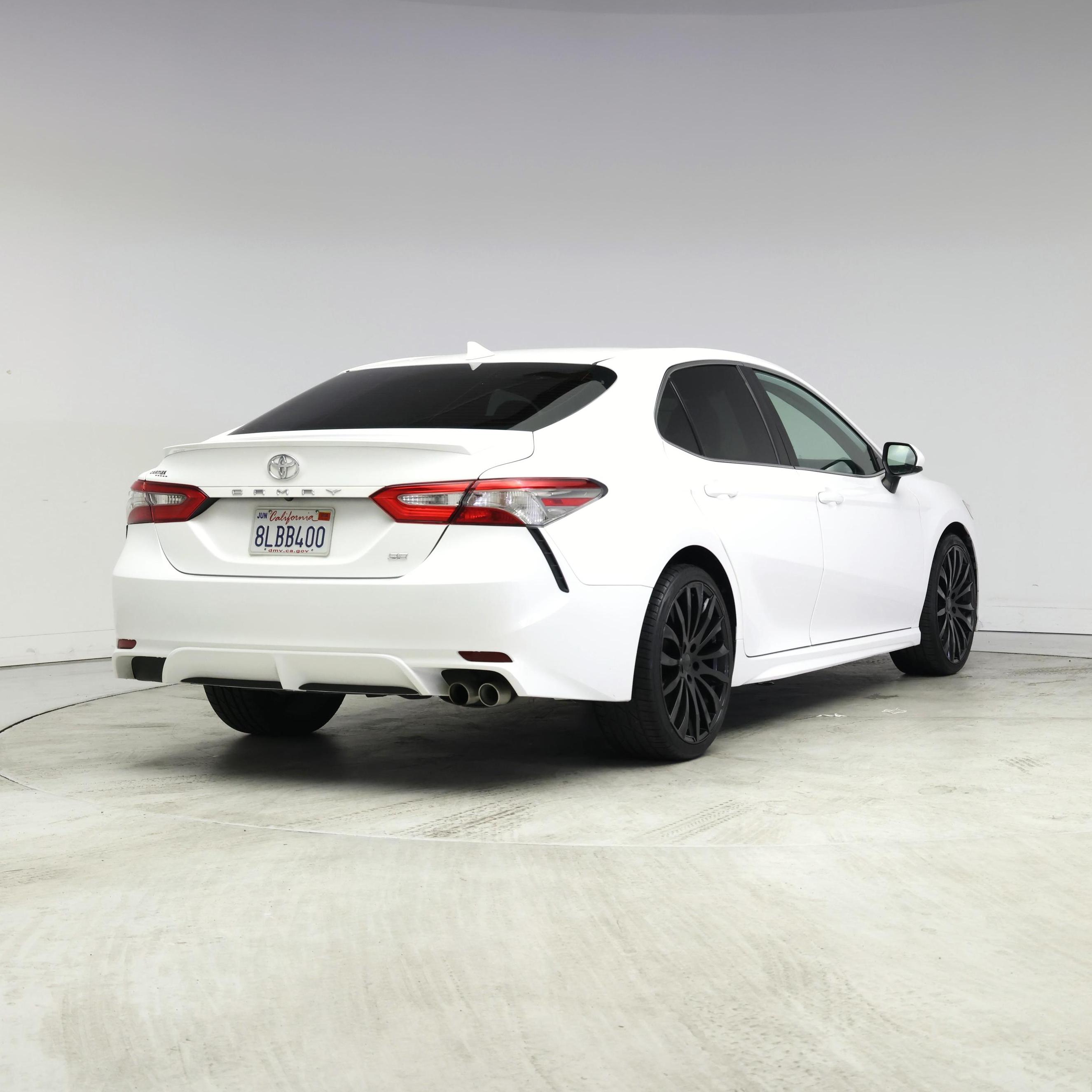 Thumbnail: 2019 Toyota Camry - 8