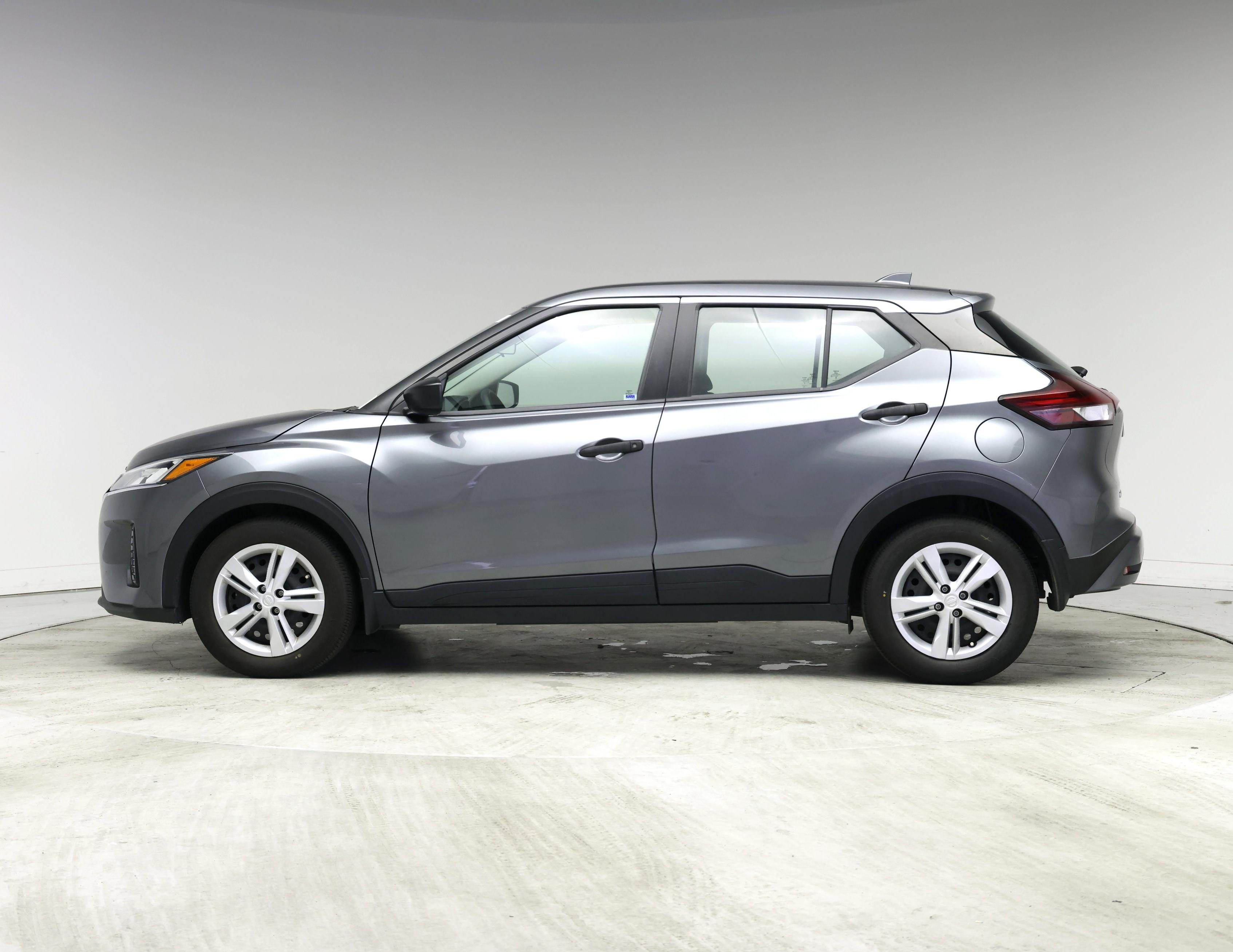 Thumbnail: 2024 Nissan Kicks - 3