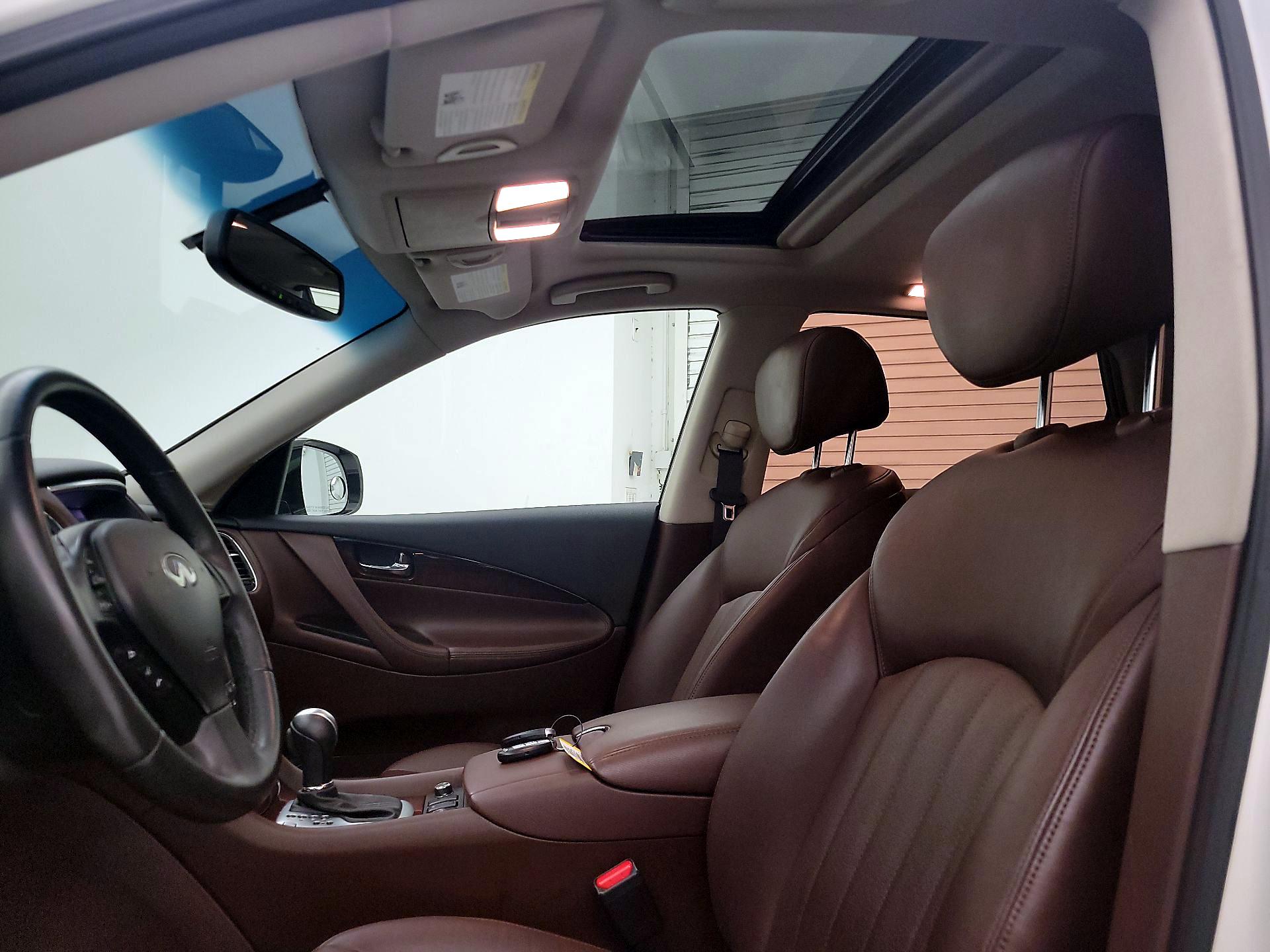 Thumbnail: 2017 INFINITI QX50 - 19