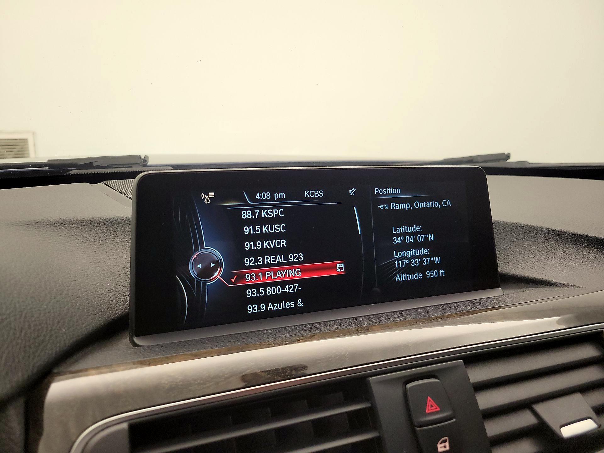 Thumbnail: 2016 BMW 3 Series - 16
