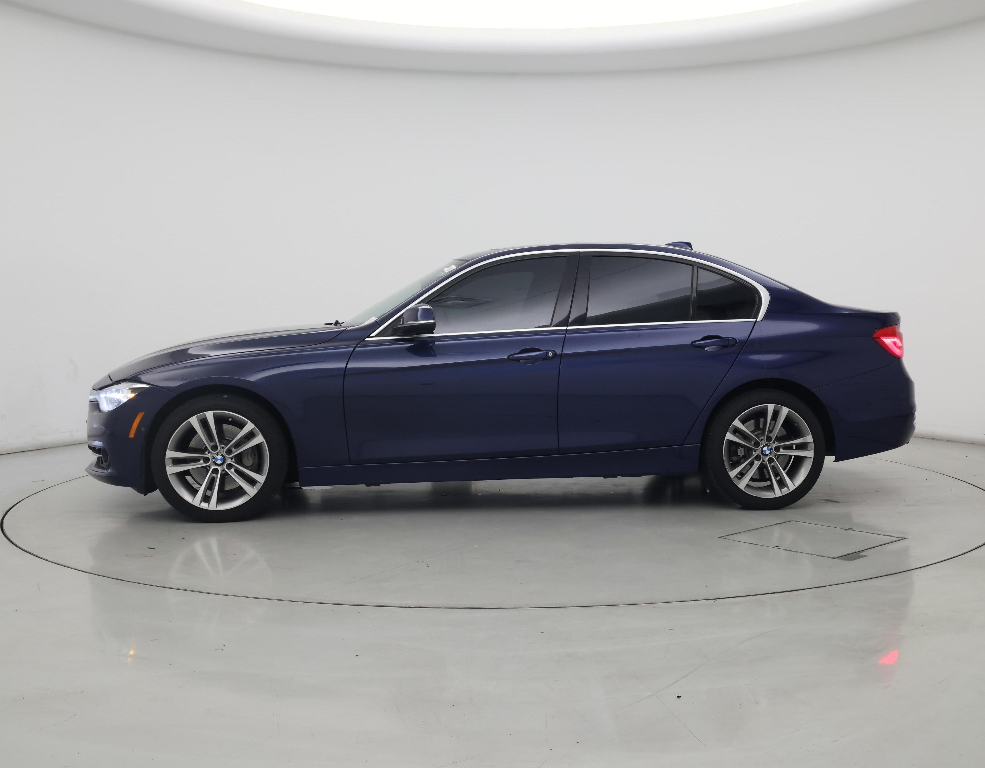 Thumbnail: 2016 BMW 3 Series - 3
