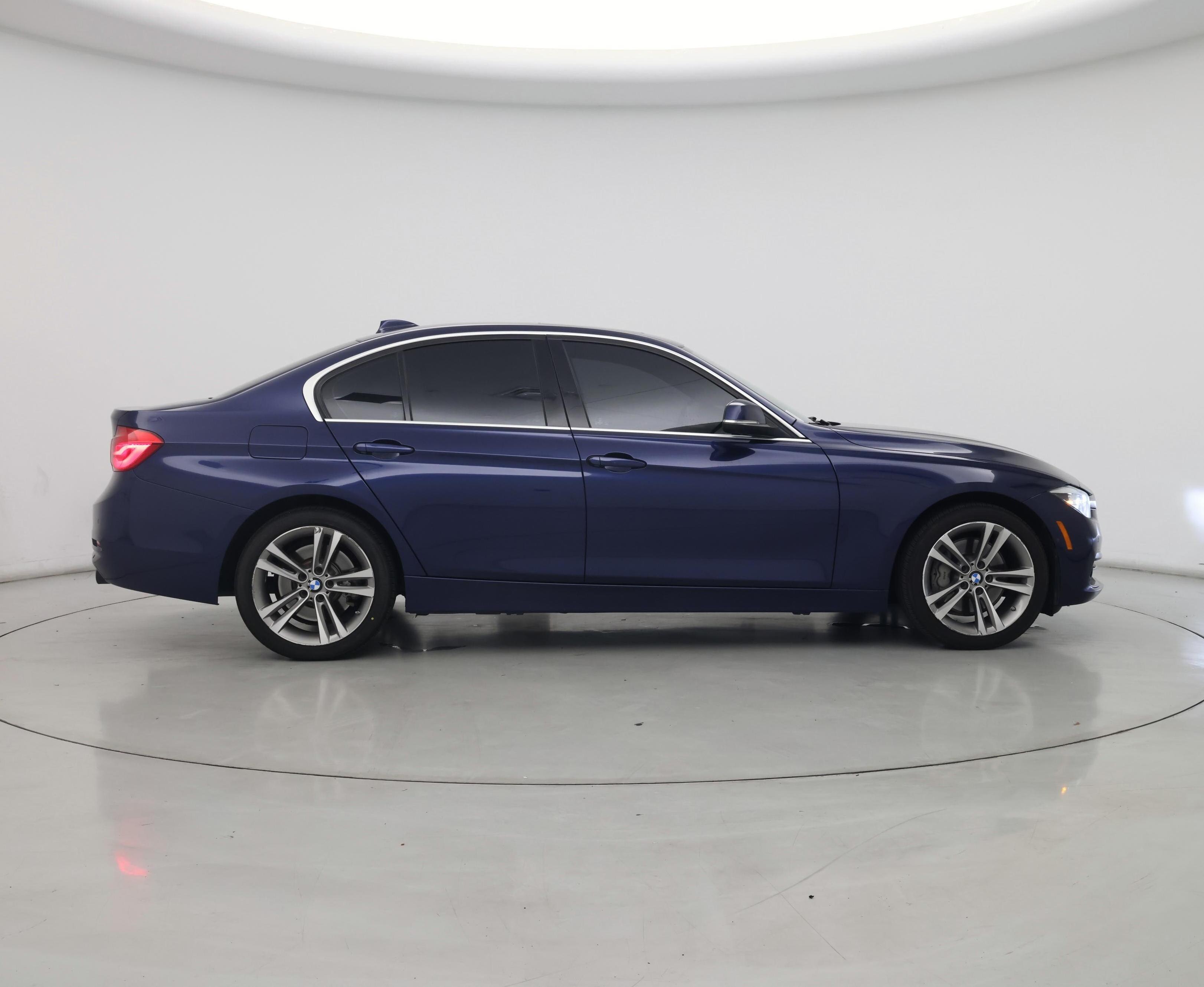 Thumbnail: 2016 BMW 3 Series - 7