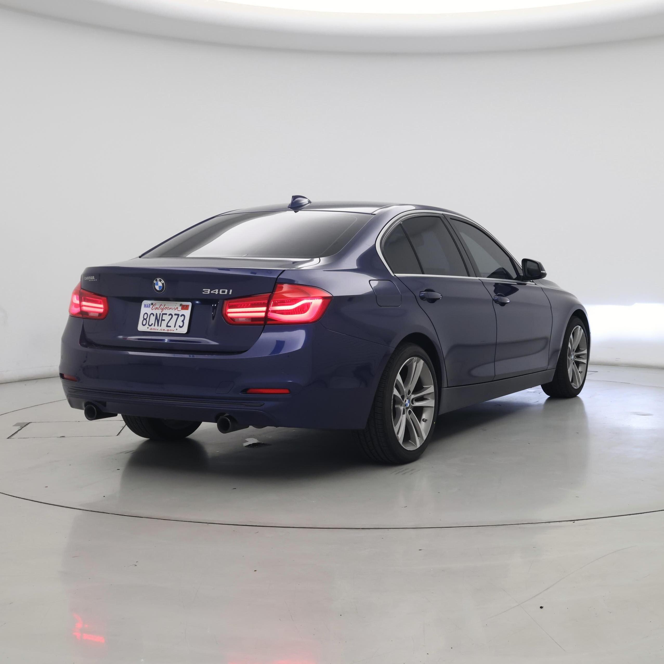 Thumbnail: 2016 BMW 3 Series - 8