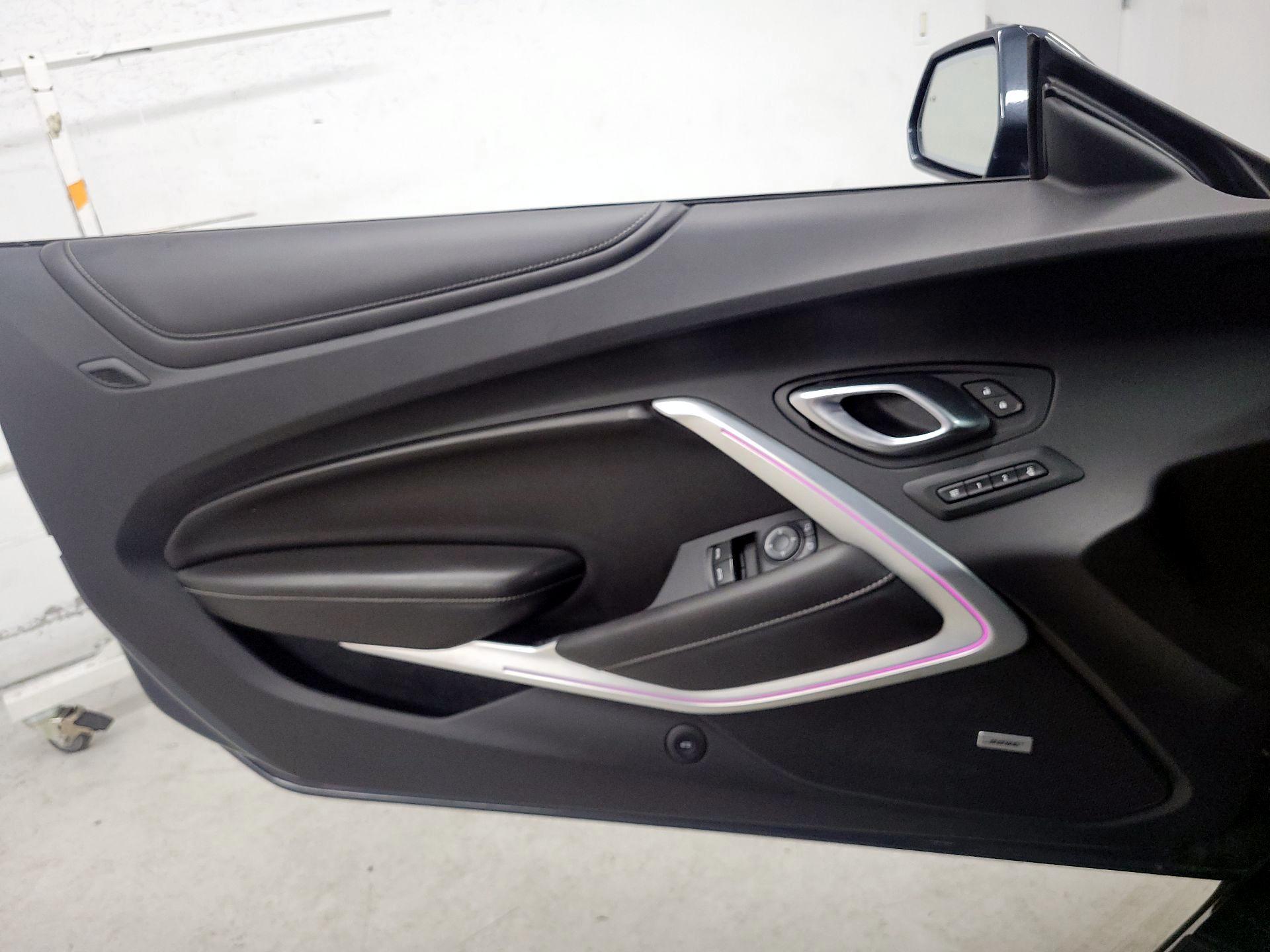 Thumbnail: 2019 Chevrolet Camaro - 12