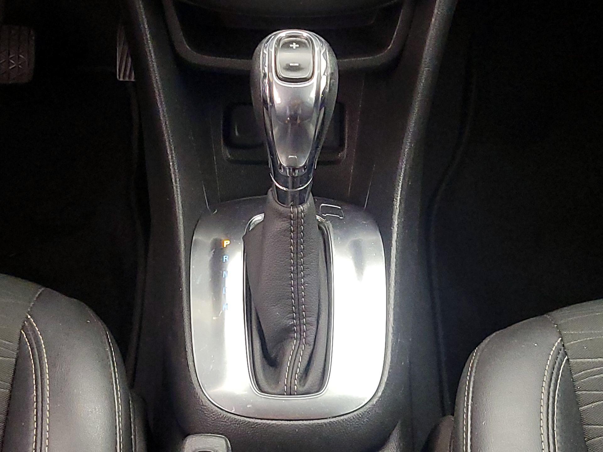 Thumbnail: 2016 Buick Encore - 17