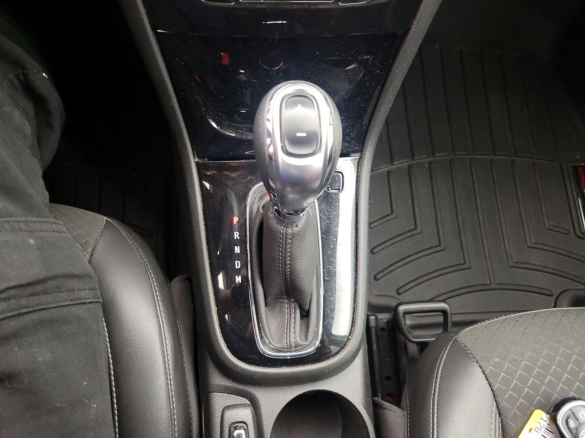 Thumbnail: 2018 Buick Encore - 17