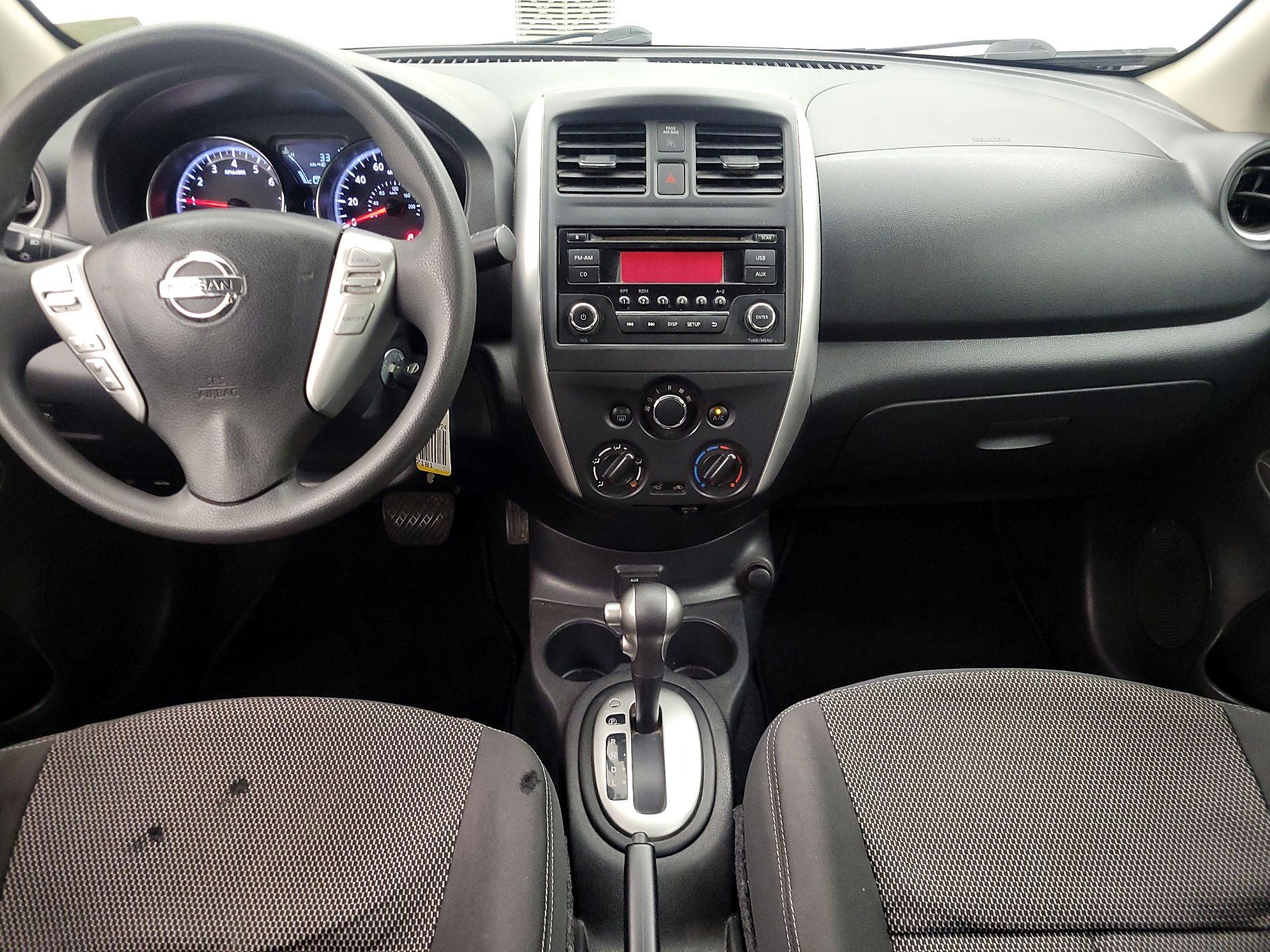 Thumbnail: 2018 Nissan Versa - 9