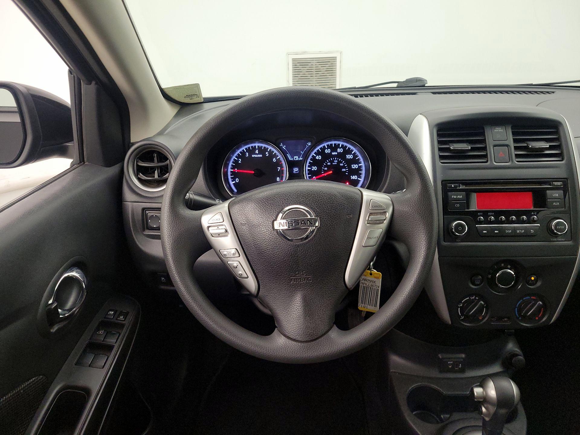 Thumbnail: 2018 Nissan Versa - 10
