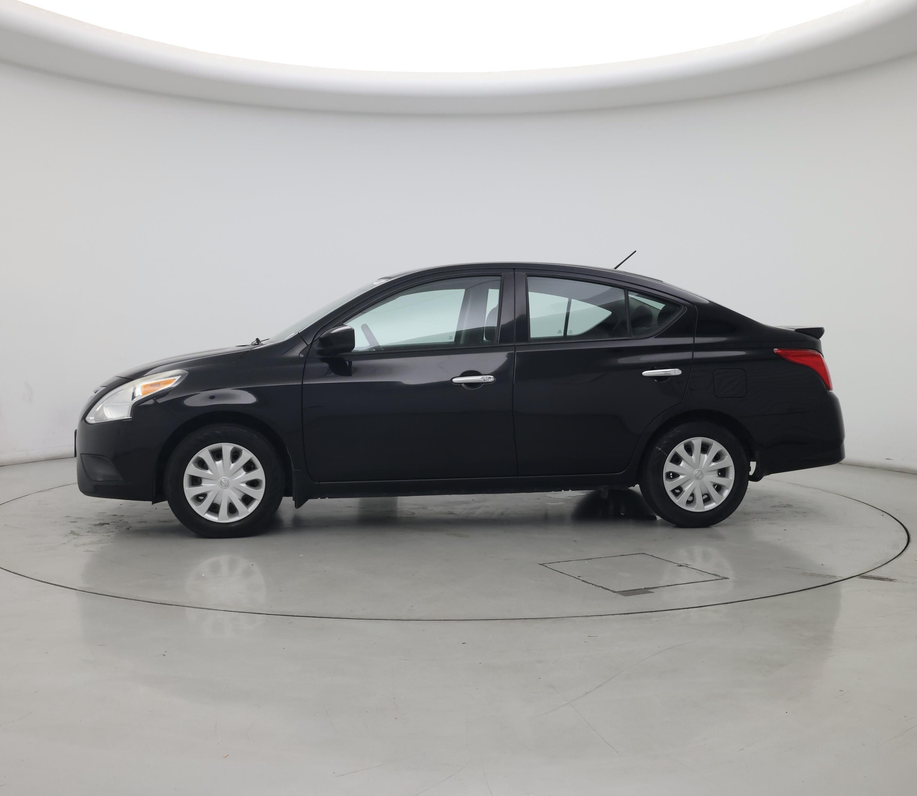 Thumbnail: 2018 Nissan Versa - 3
