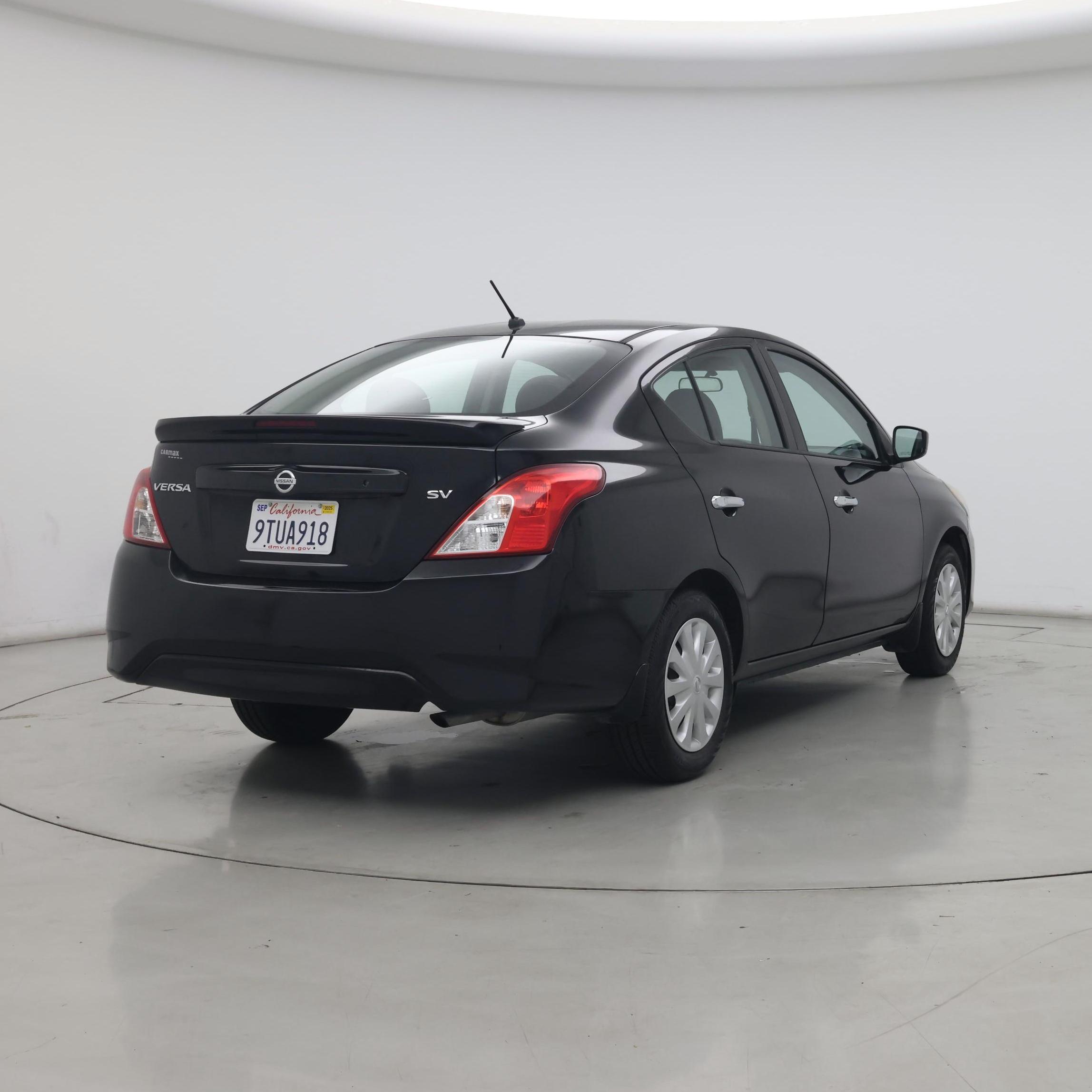 Thumbnail: 2018 Nissan Versa - 8