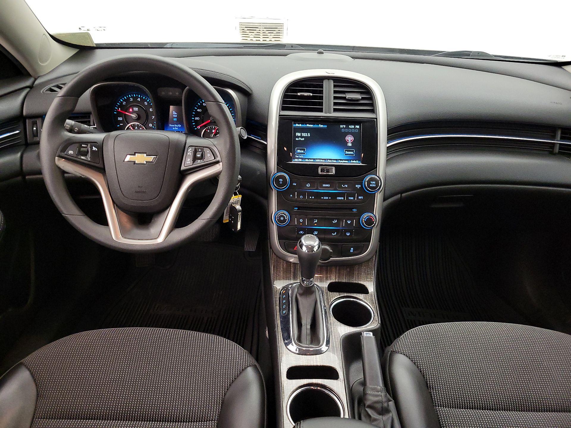 Thumbnail: 2014 Chevrolet Malibu - 9