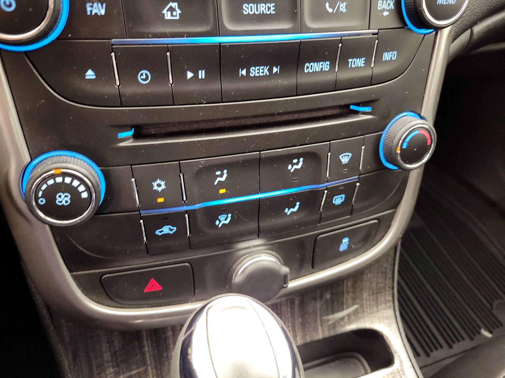 Thumbnail: 2014 Chevrolet Malibu - 15