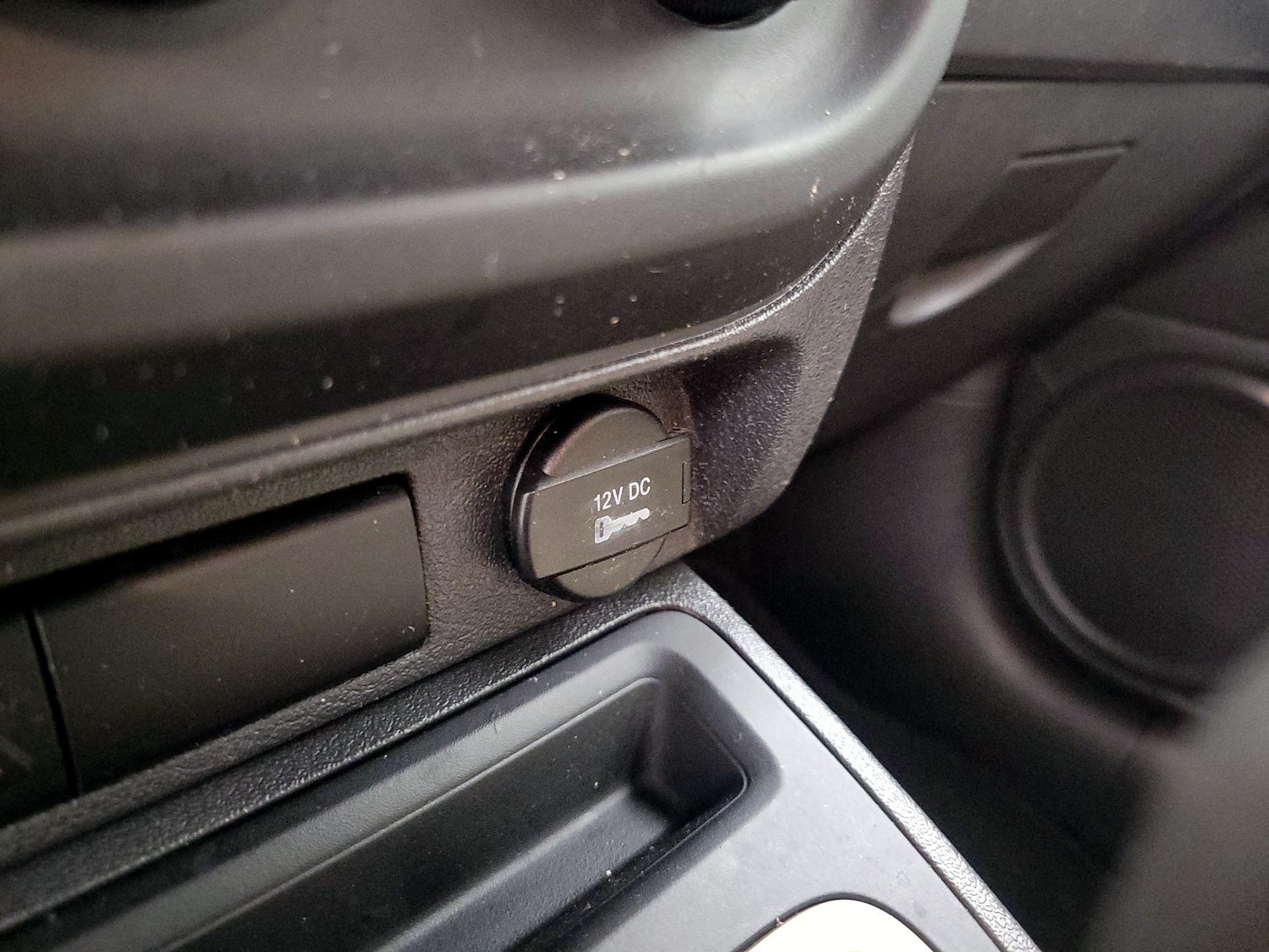 Thumbnail: 2016 Jeep Patriot - 16