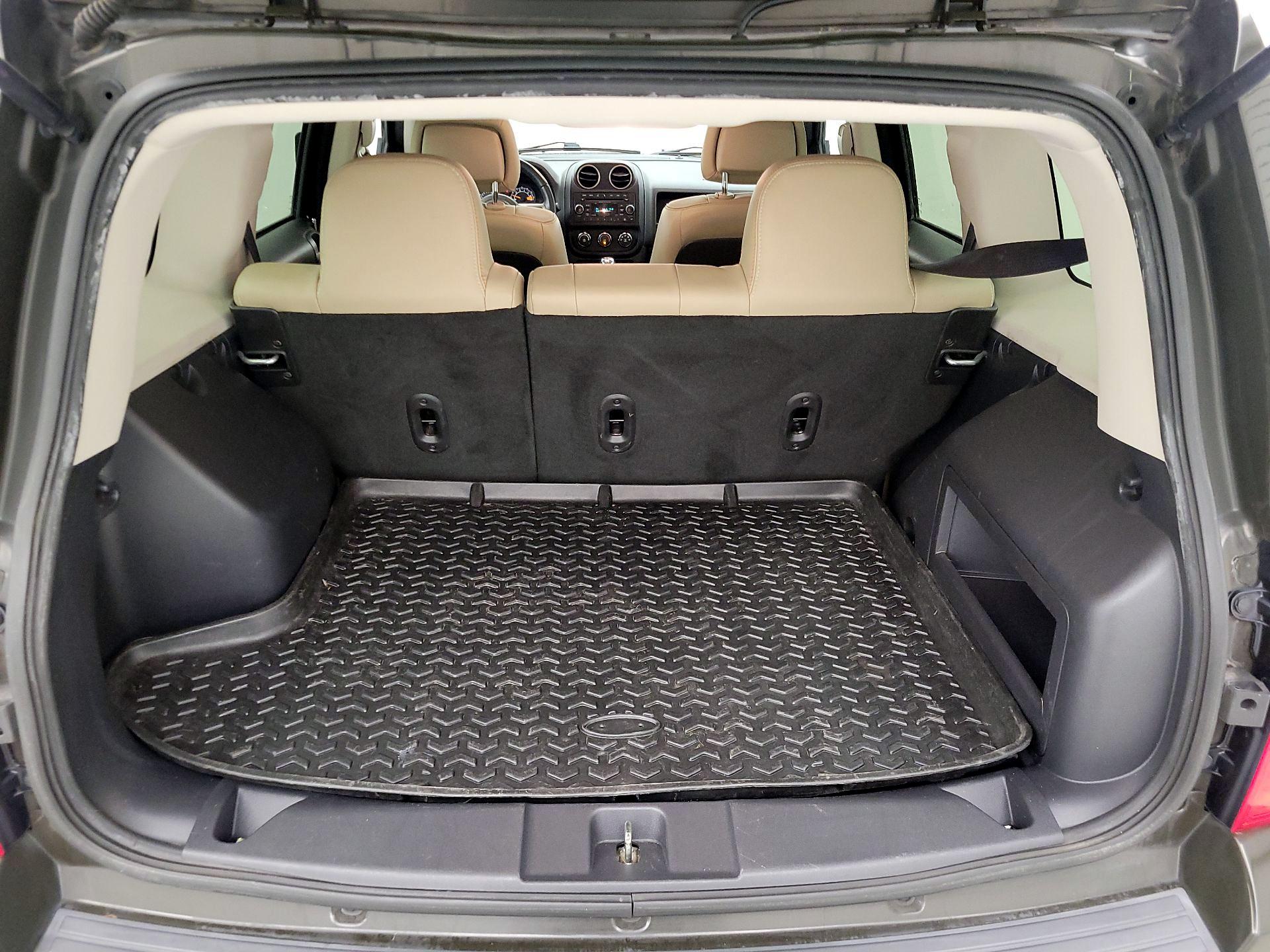 Thumbnail: 2016 Jeep Patriot - 19