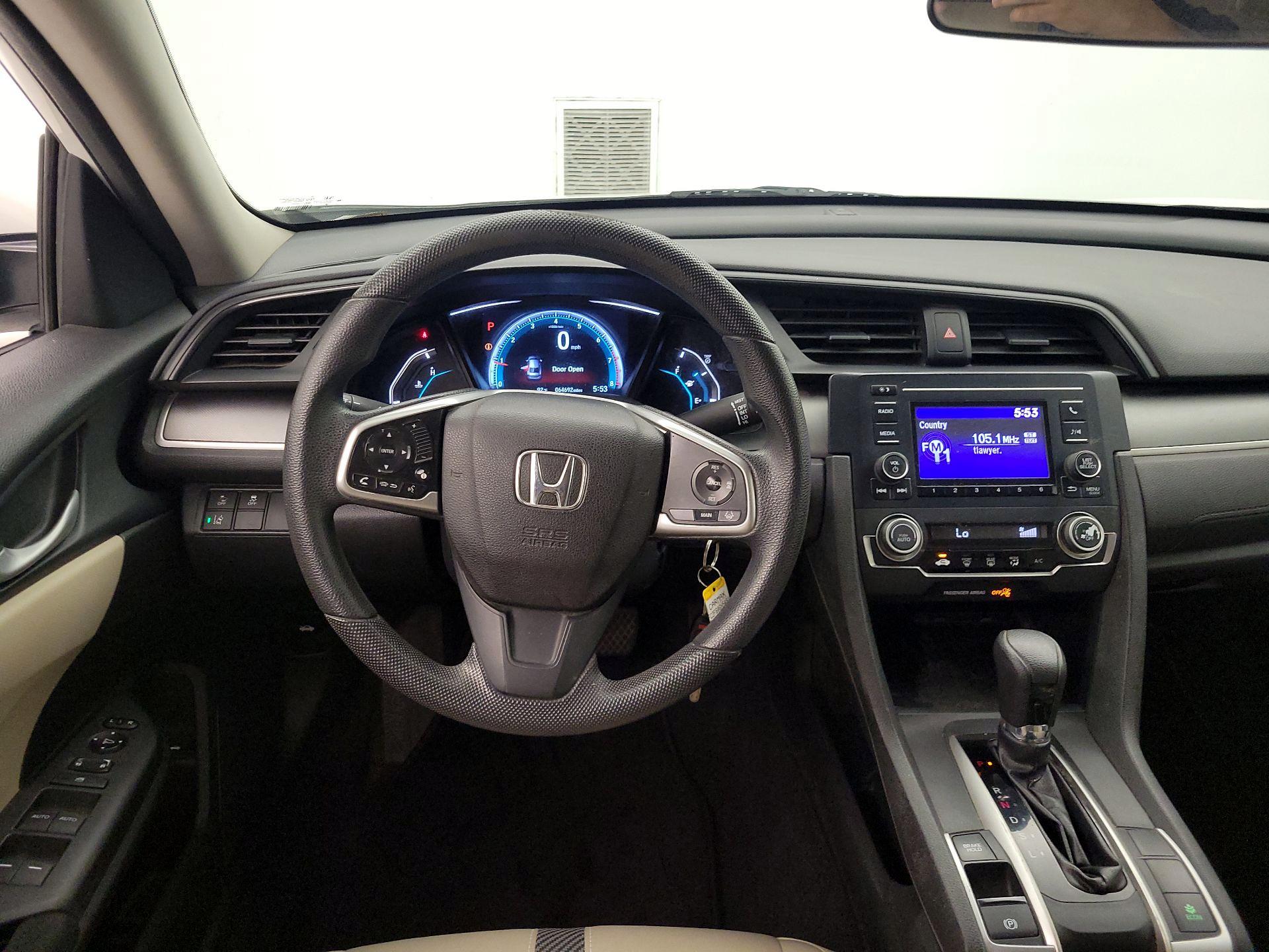 Thumbnail: 2016 Honda Civic - 10