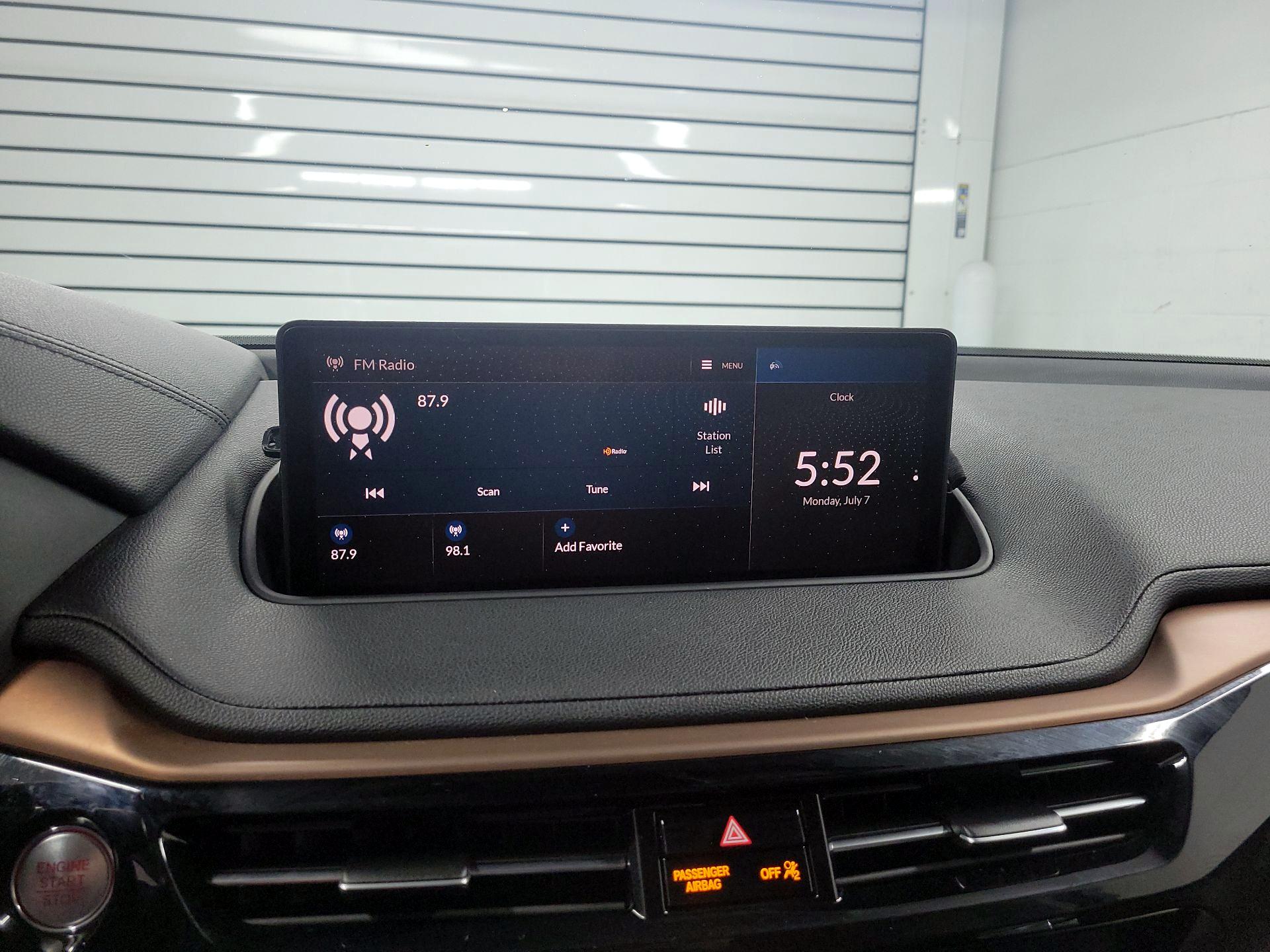 Thumbnail: 2022 Acura MDX - 14