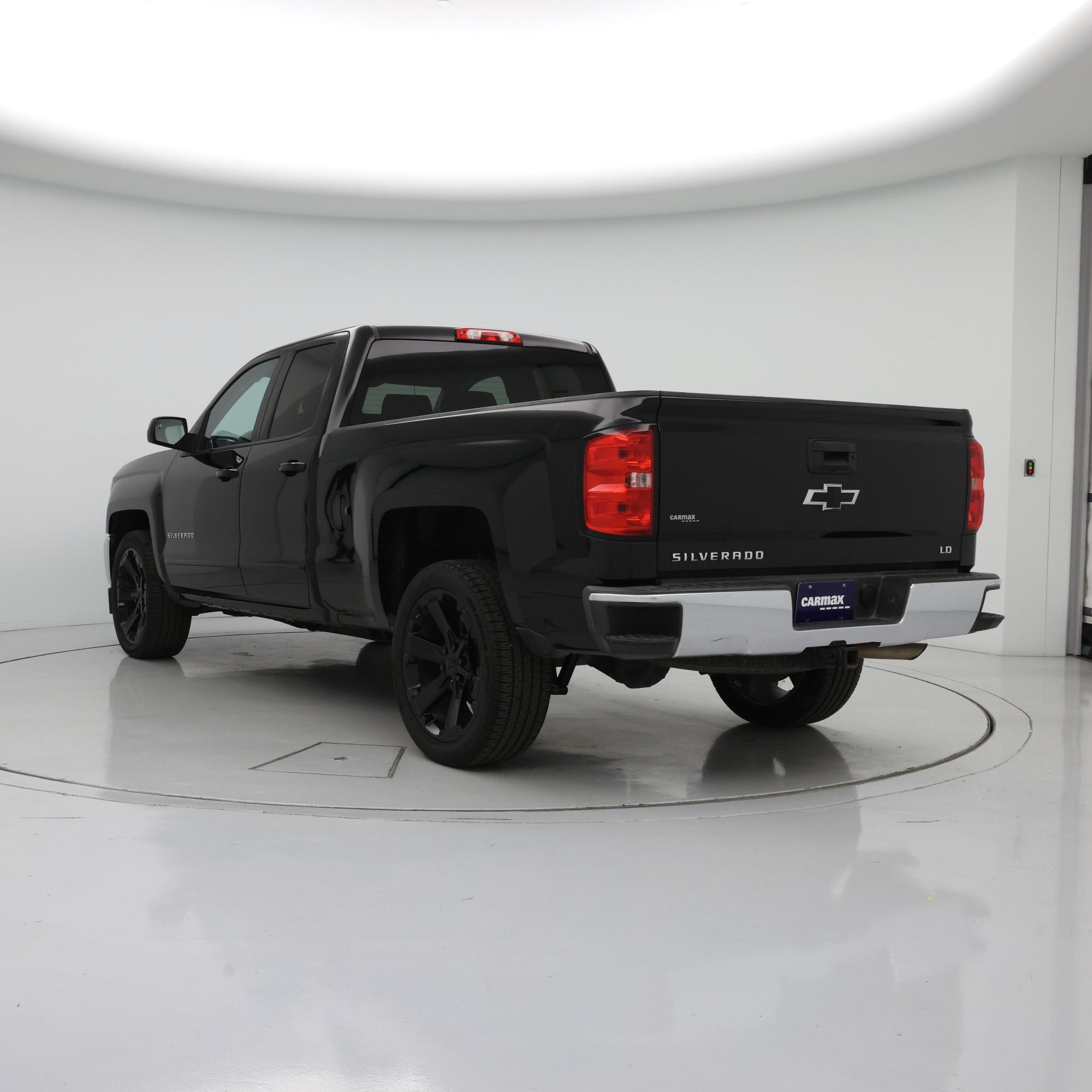 Thumbnail: 2019 Chevrolet Silverado 1500 - 2