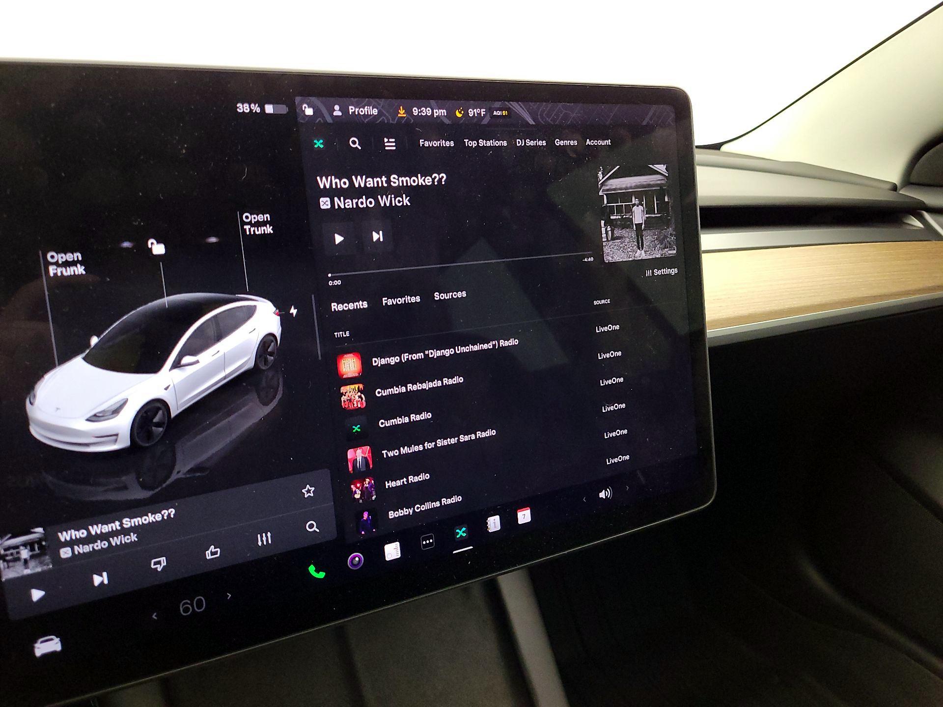 Thumbnail: 2023 Tesla Model 3 - 15
