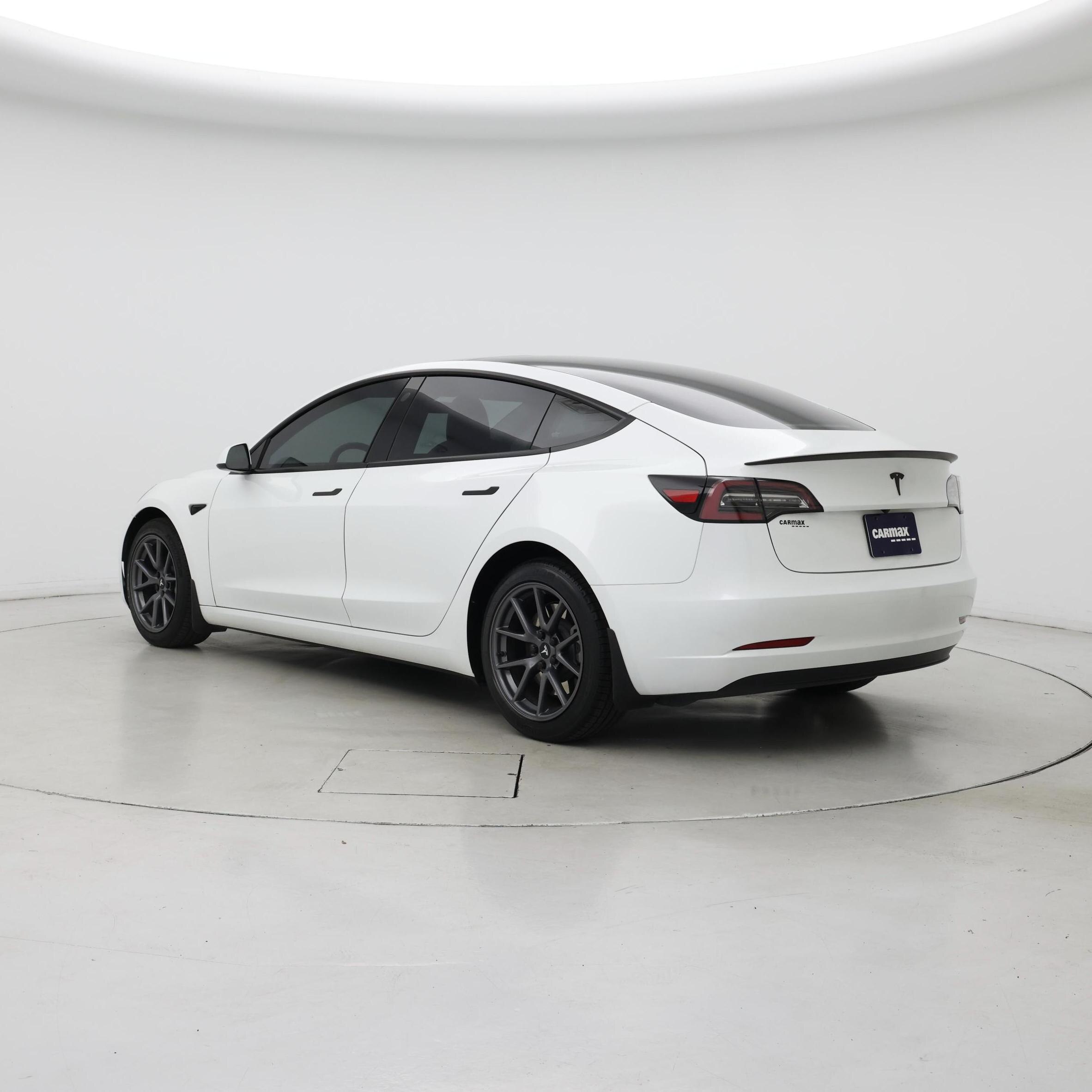 Thumbnail: 2023 Tesla Model 3 - 2