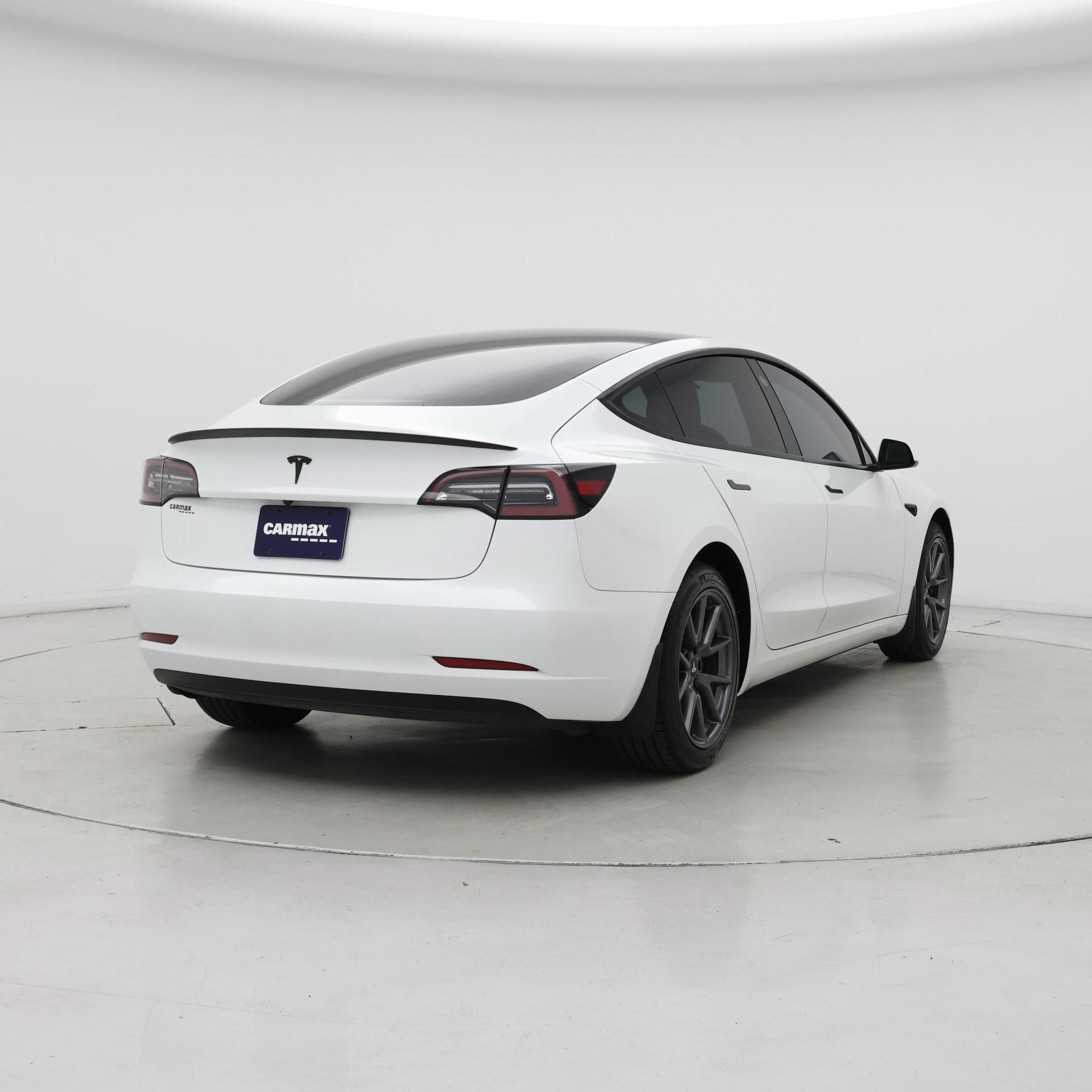 Thumbnail: 2023 Tesla Model 3 - 8