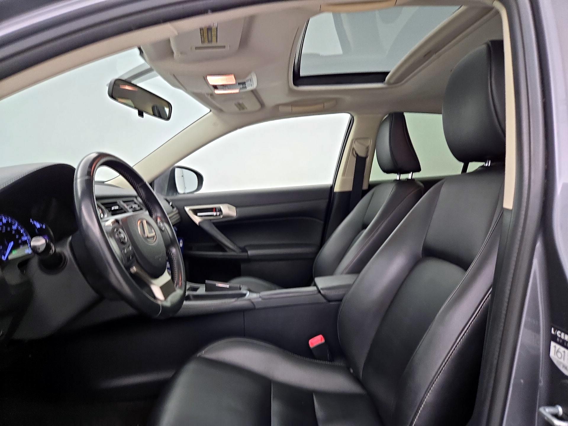 Thumbnail: 2014 Lexus CT - 18