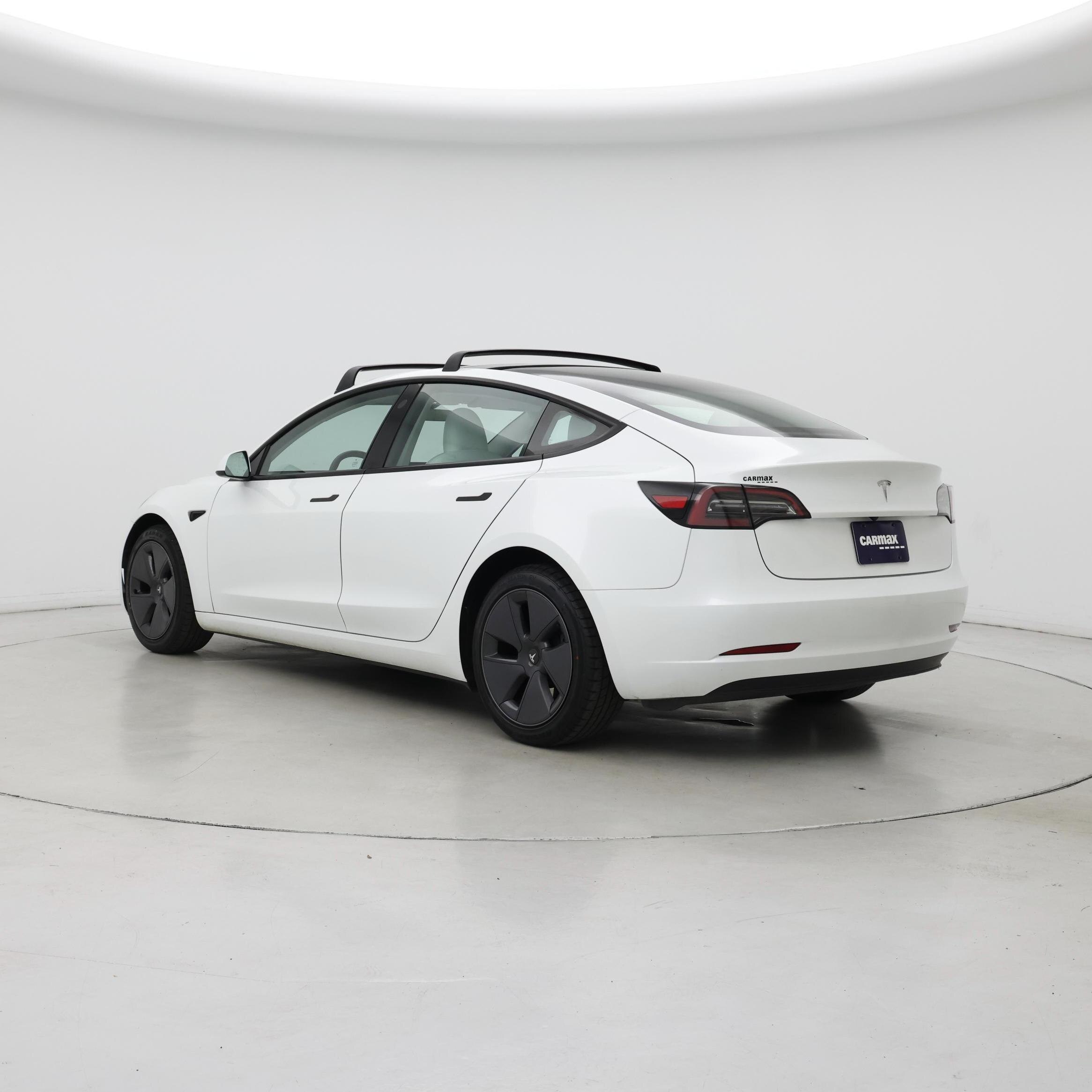 Thumbnail: 2023 Tesla Model 3 - 2