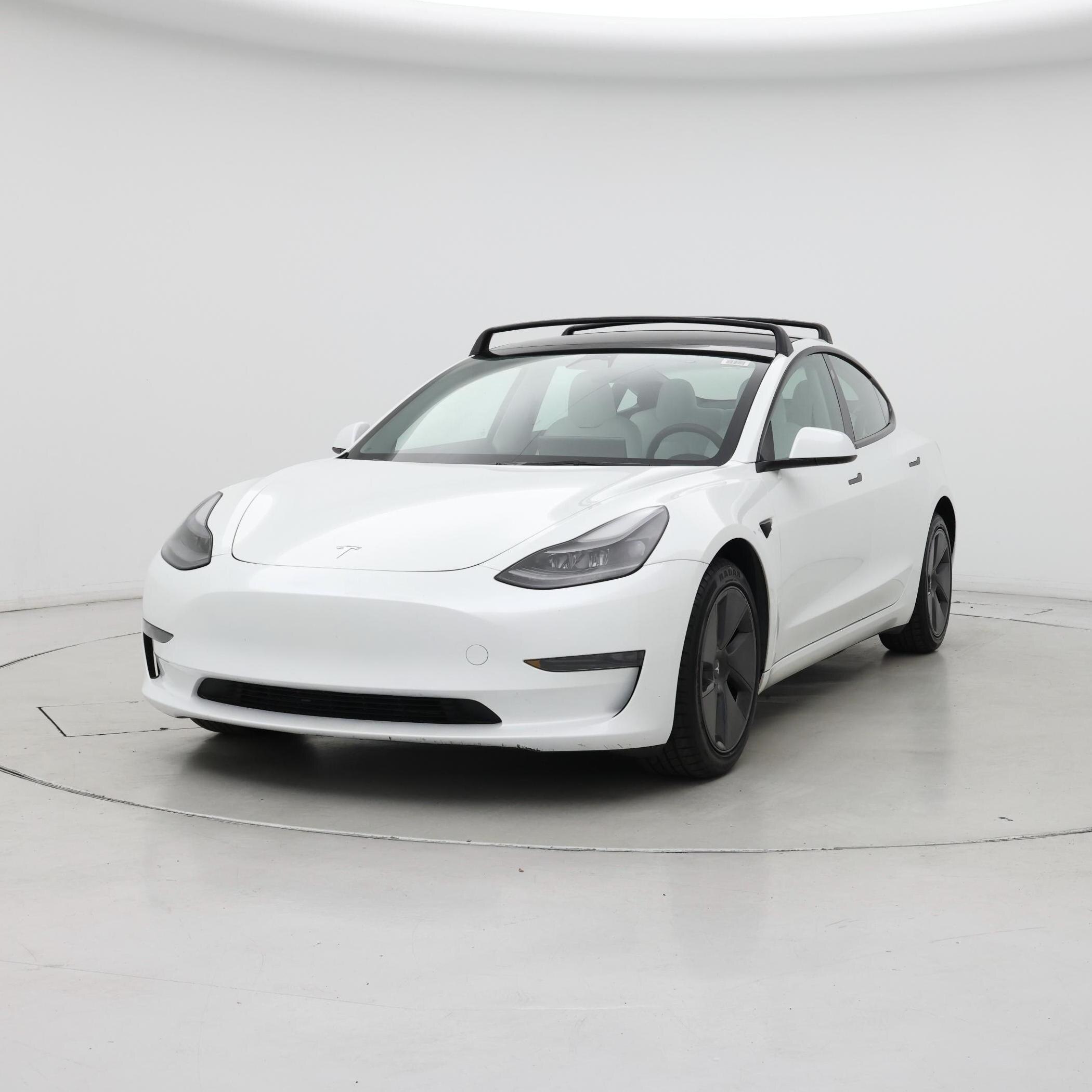 Thumbnail: 2023 Tesla Model 3 - 4