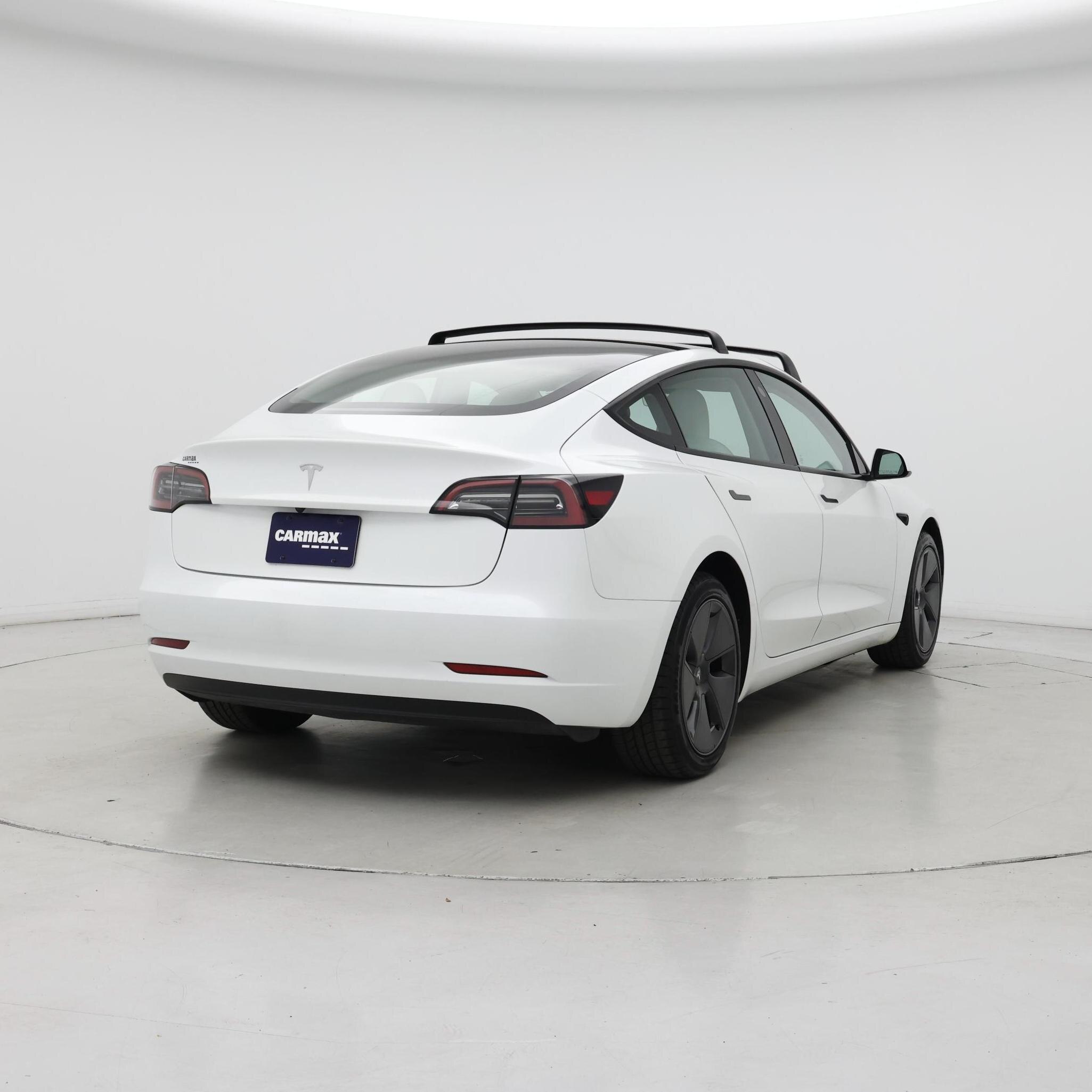 Thumbnail: 2023 Tesla Model 3 - 8