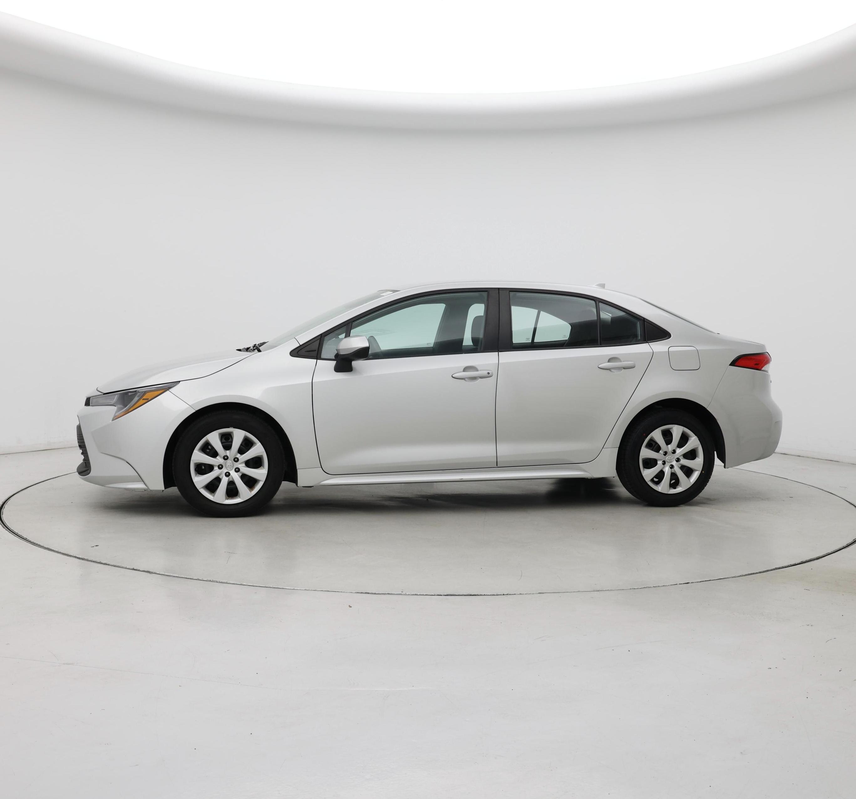 Thumbnail: 2024 Toyota Corolla - 3
