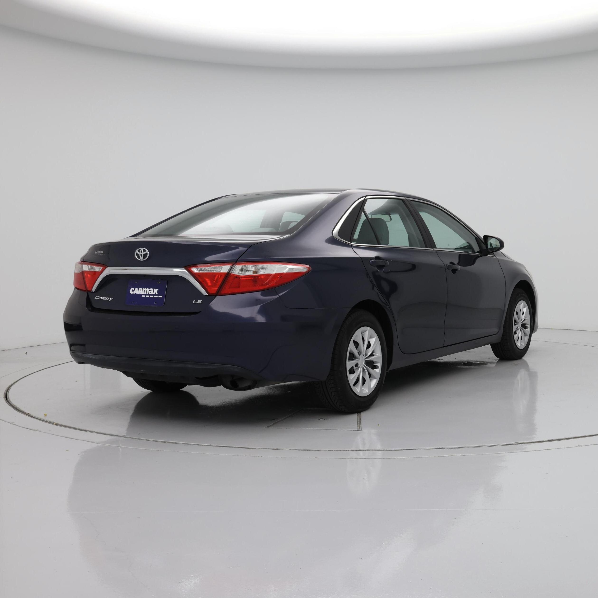 Thumbnail: 2017 Toyota Camry - 8