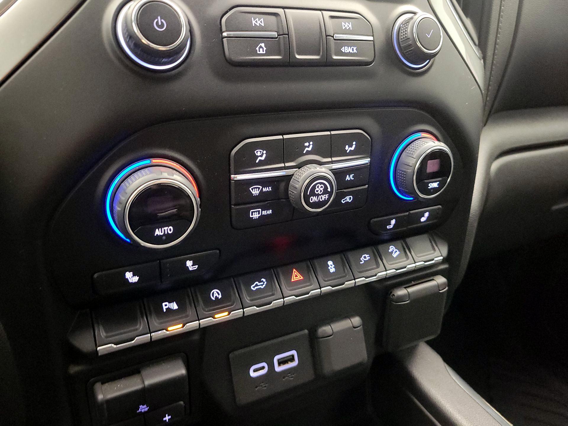 Thumbnail: 2020 Chevrolet Silverado 1500 - 16