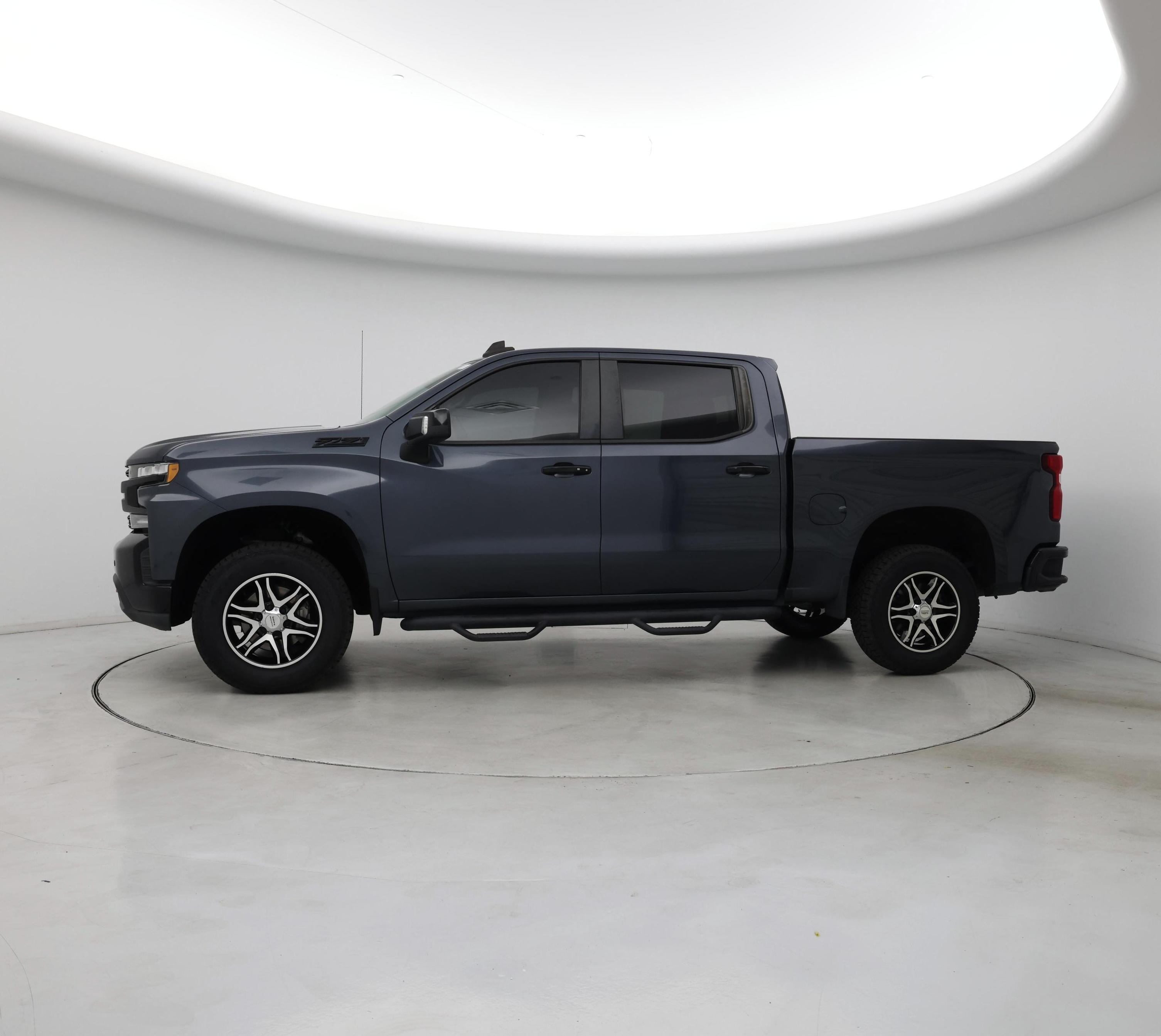 Thumbnail: 2020 Chevrolet Silverado 1500 - 3