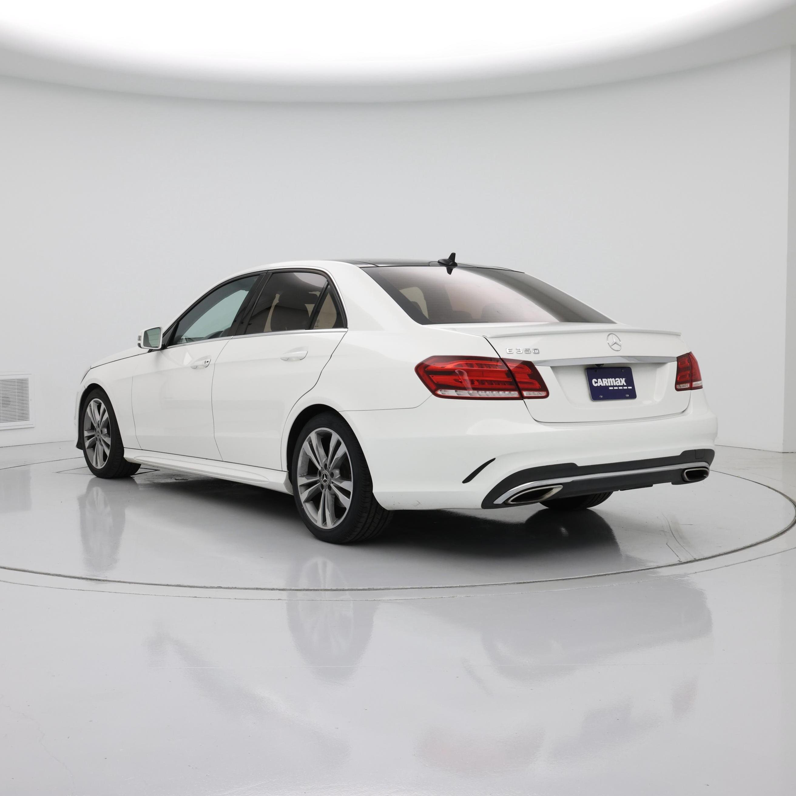 Thumbnail: 2014 Mercedes-Benz E-Class - 2