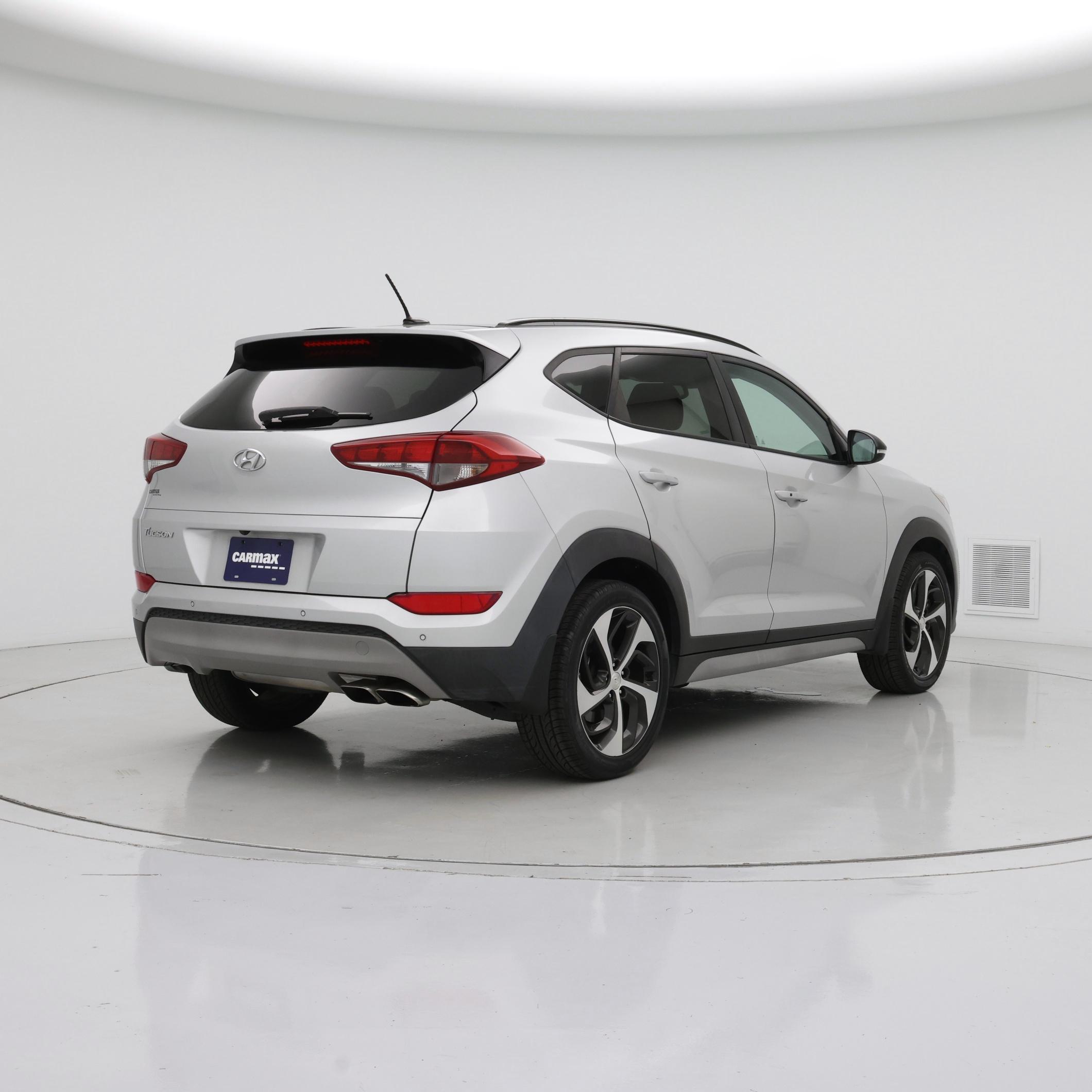 Thumbnail: 2017 Hyundai Tucson - 8