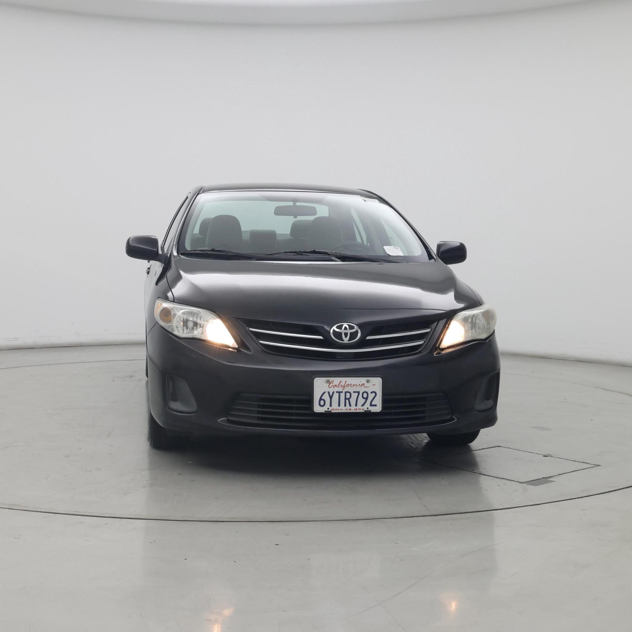 Thumbnail: 2013 Toyota Corolla - 5