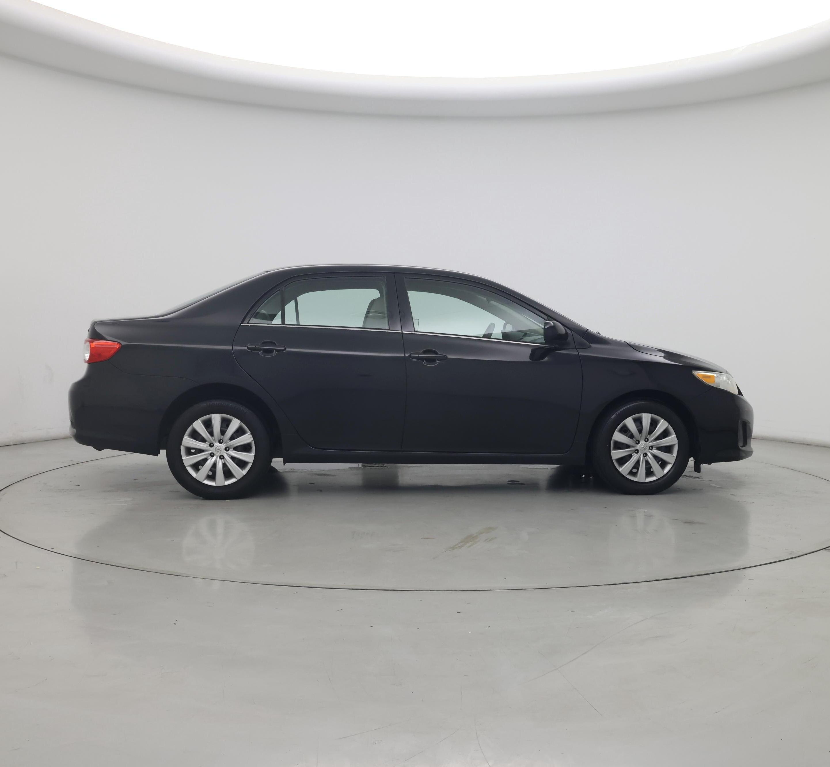 Thumbnail: 2013 Toyota Corolla - 7