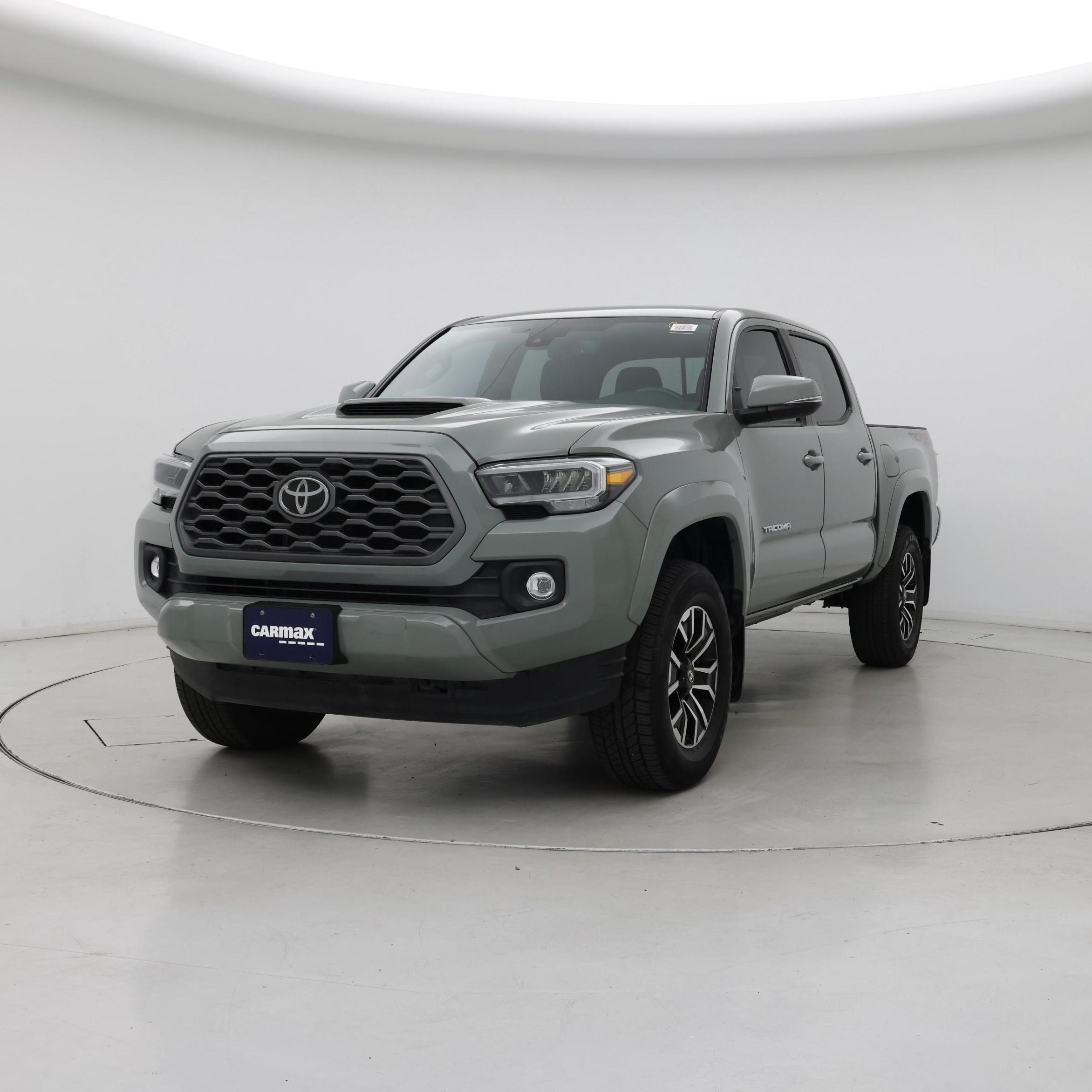 Thumbnail: 2023 Toyota Tacoma - 4