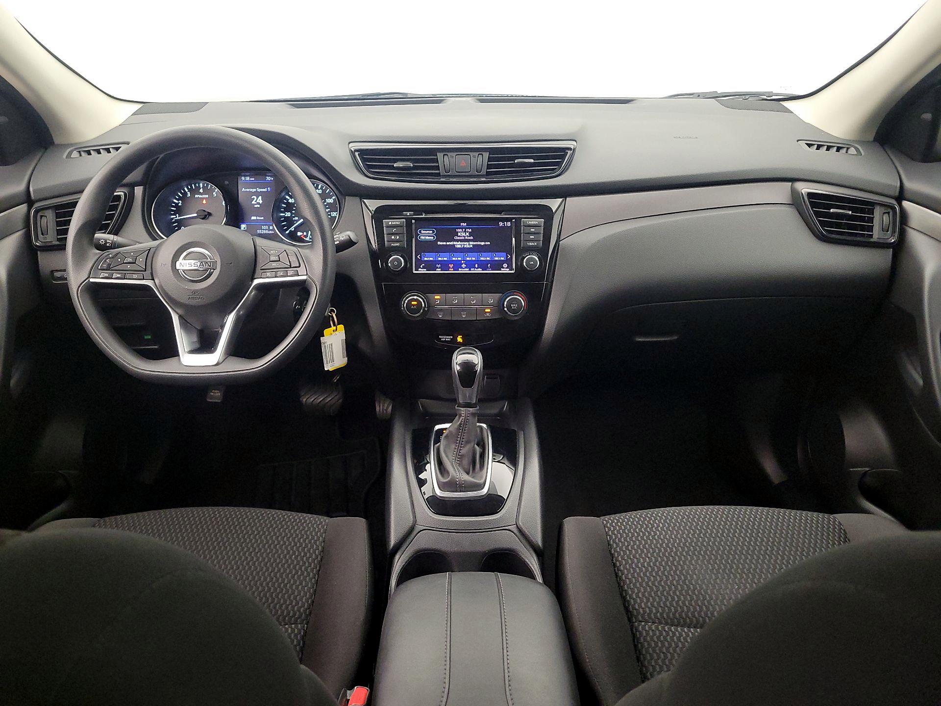 Thumbnail: 2019 Nissan Rogue Sport - 9