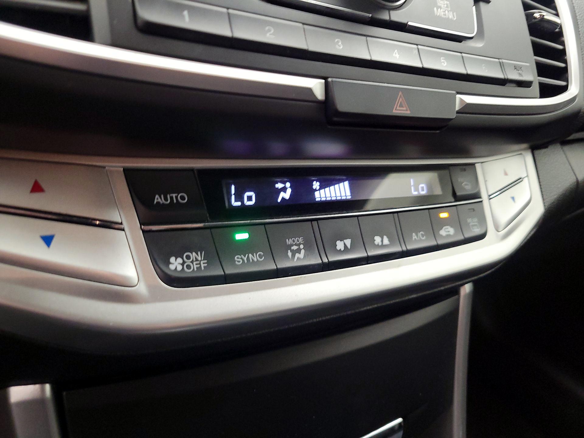 Thumbnail: 2013 Honda Accord - 16
