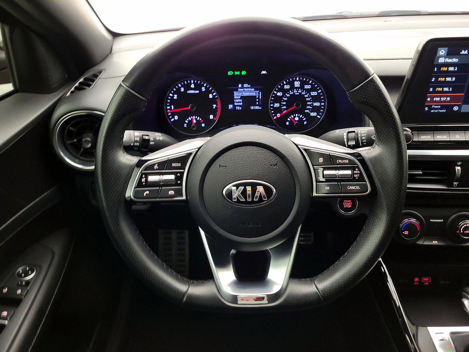 Thumbnail: 2021 Kia Forte - 10