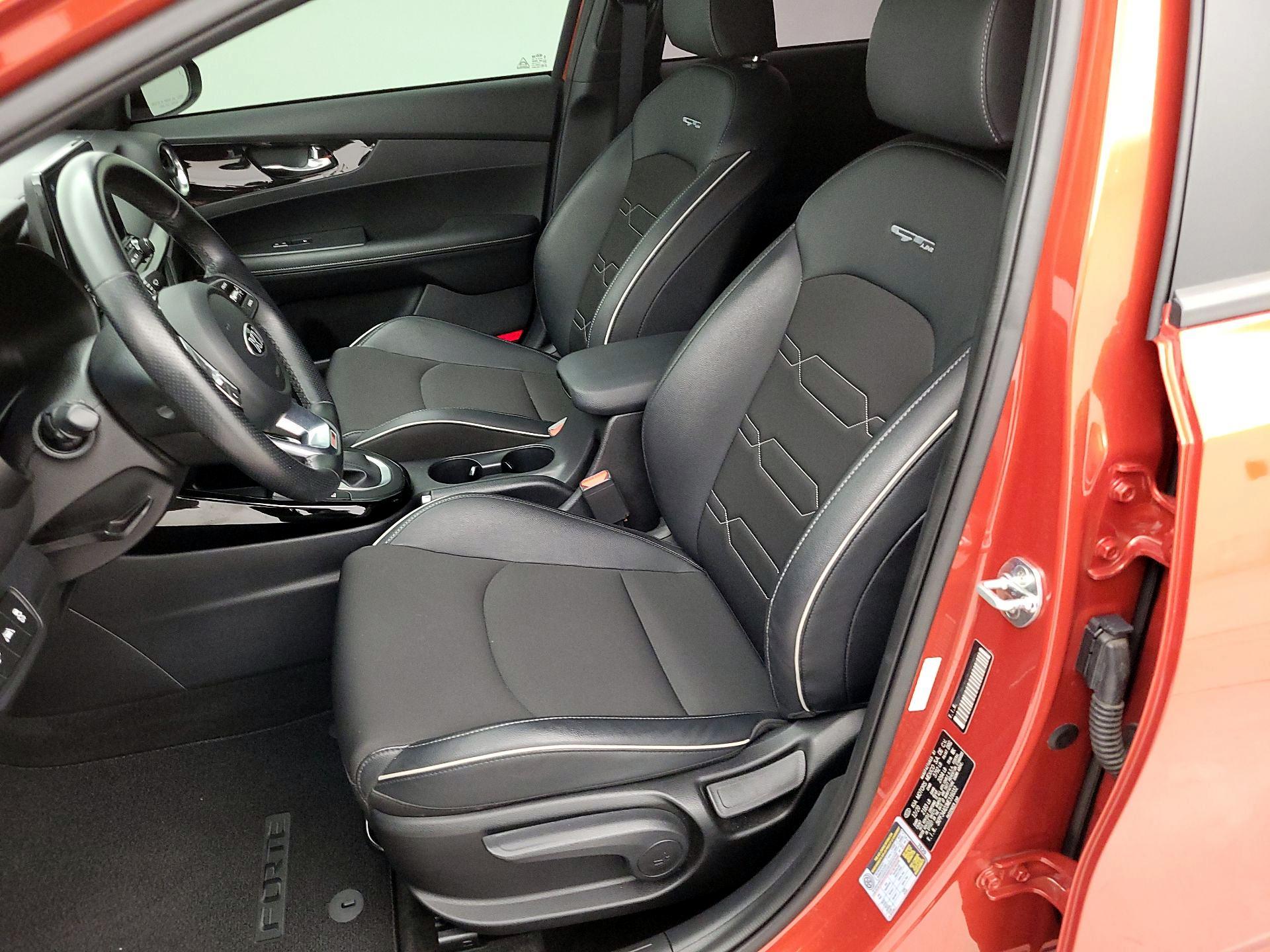 Thumbnail: 2021 Kia Forte - 11