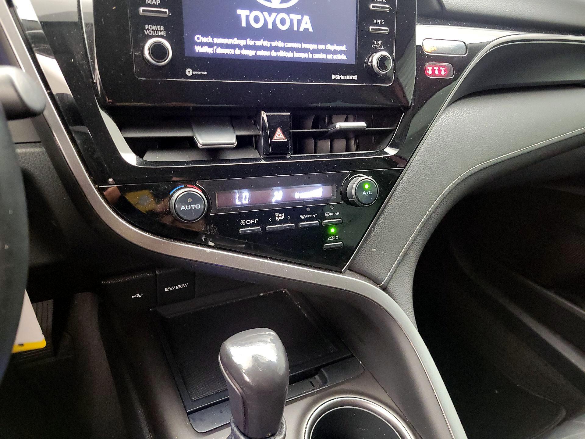Thumbnail: 2021 Toyota Camry - 15
