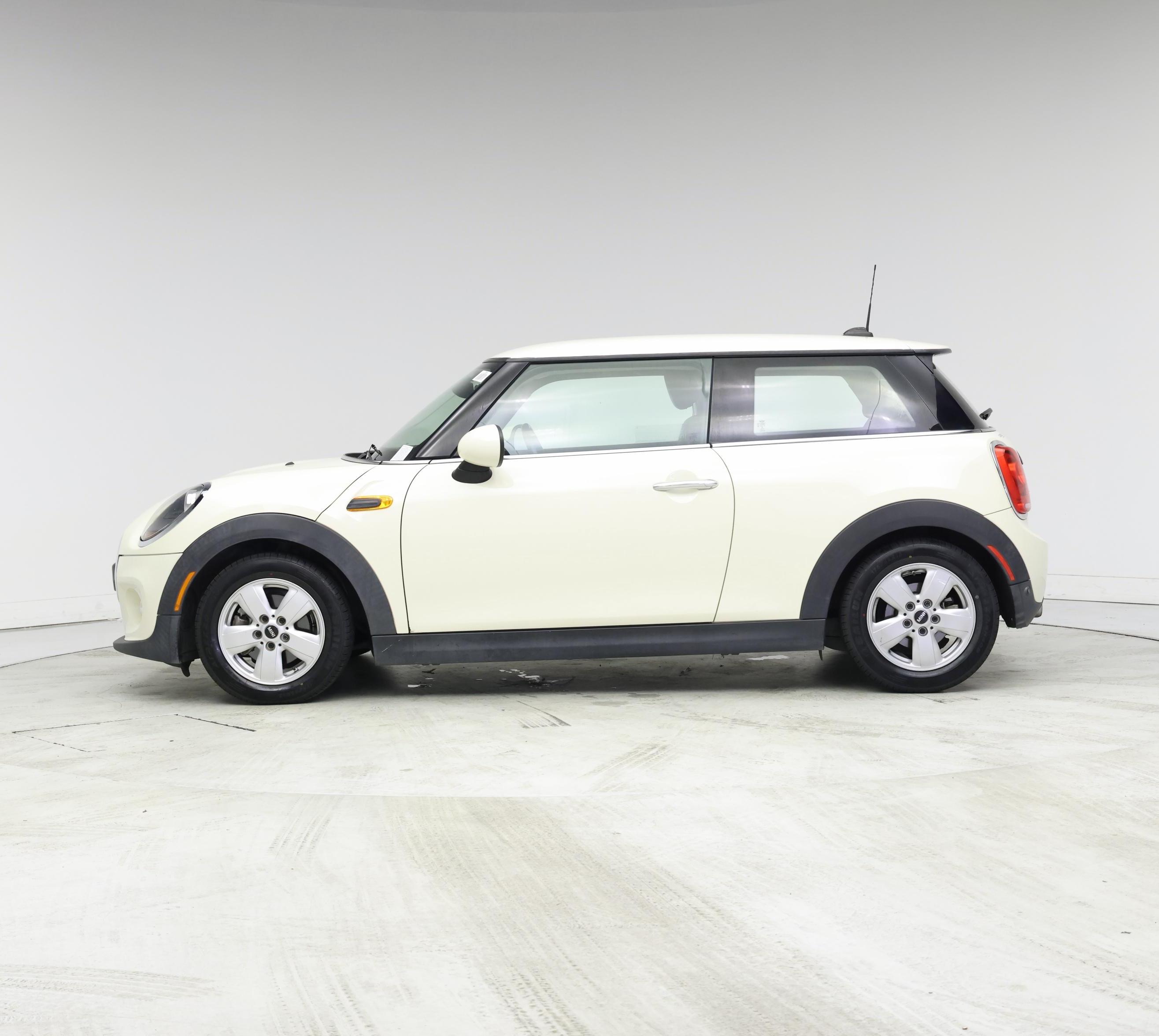 Thumbnail: 2019 MINI Cooper Hardtop - 3