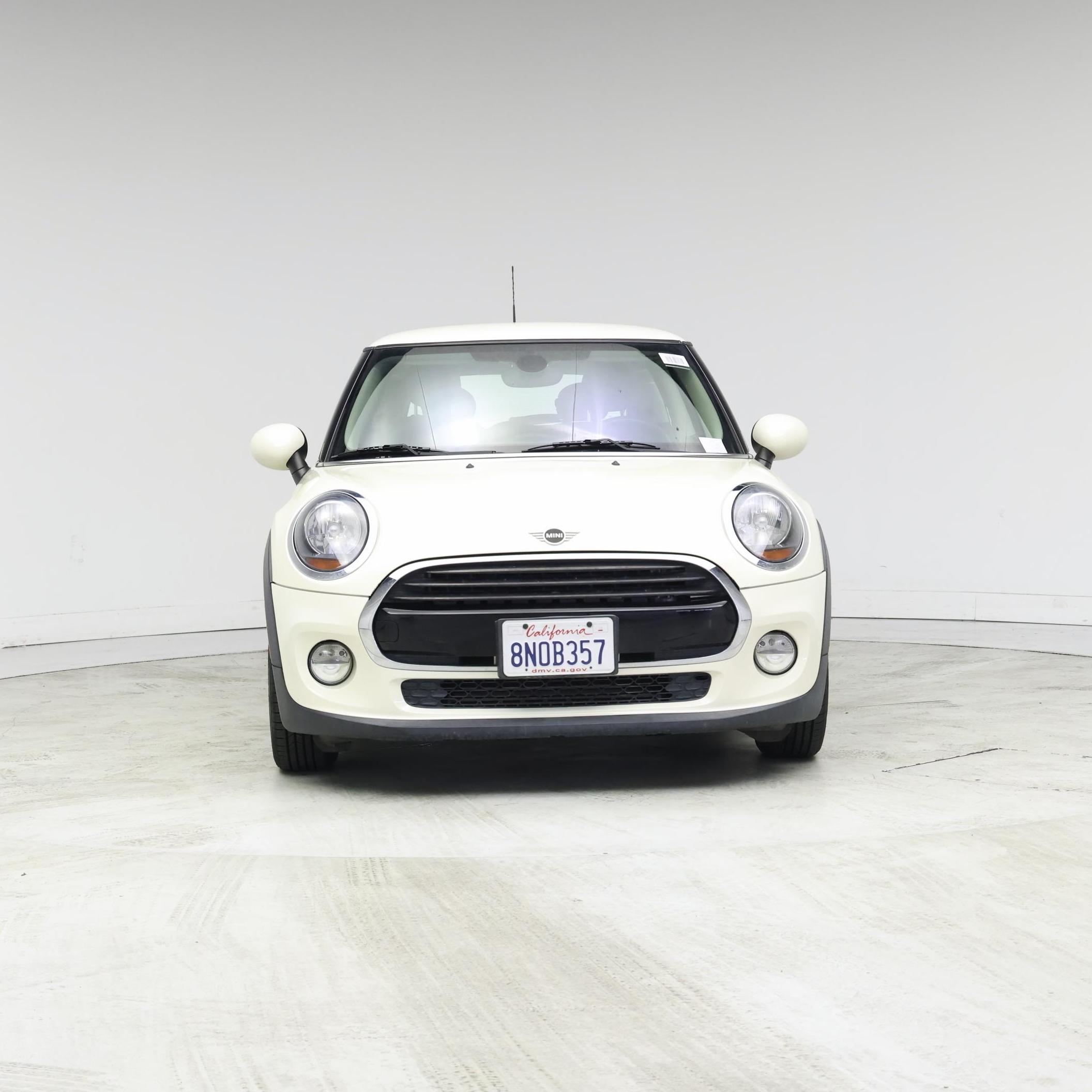 Thumbnail: 2019 MINI Cooper Hardtop - 5