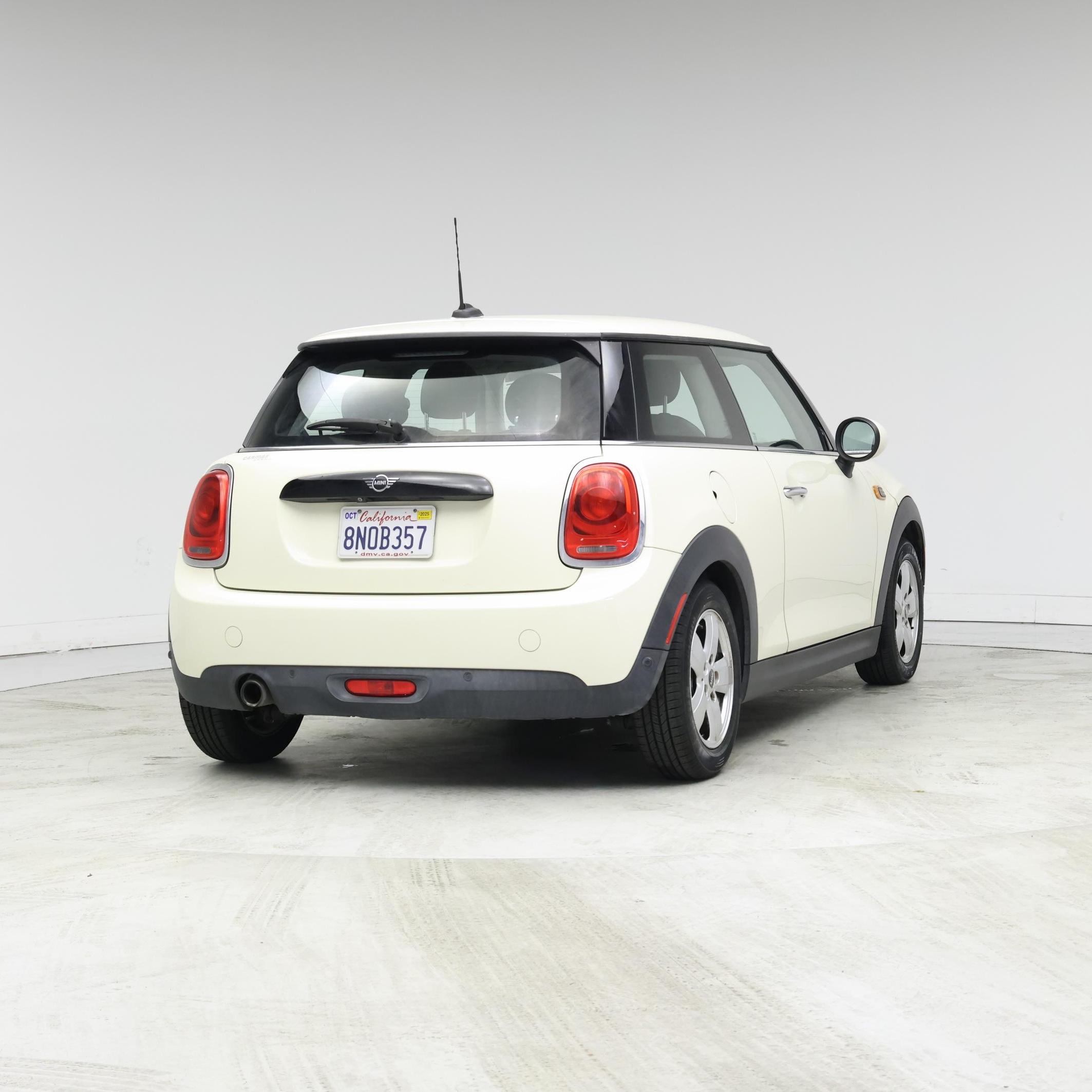 Thumbnail: 2019 MINI Cooper Hardtop - 8