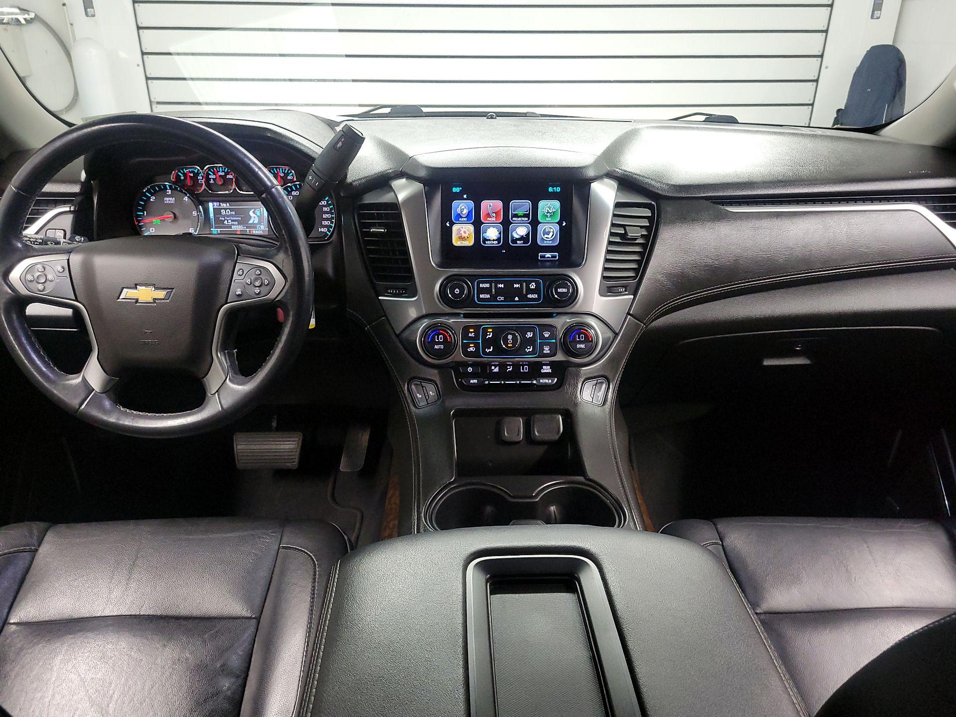 Thumbnail: 2019 Chevrolet Suburban - 9
